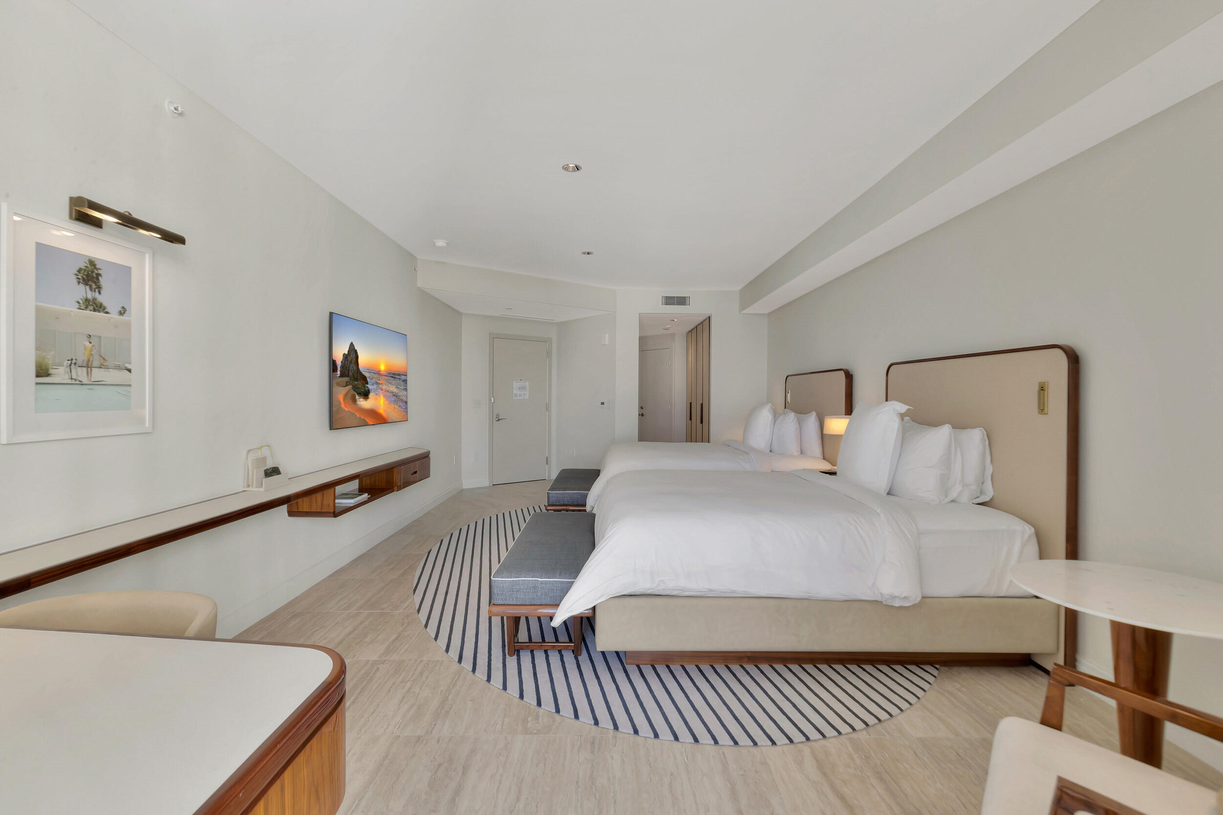 Four Seasons - Residential