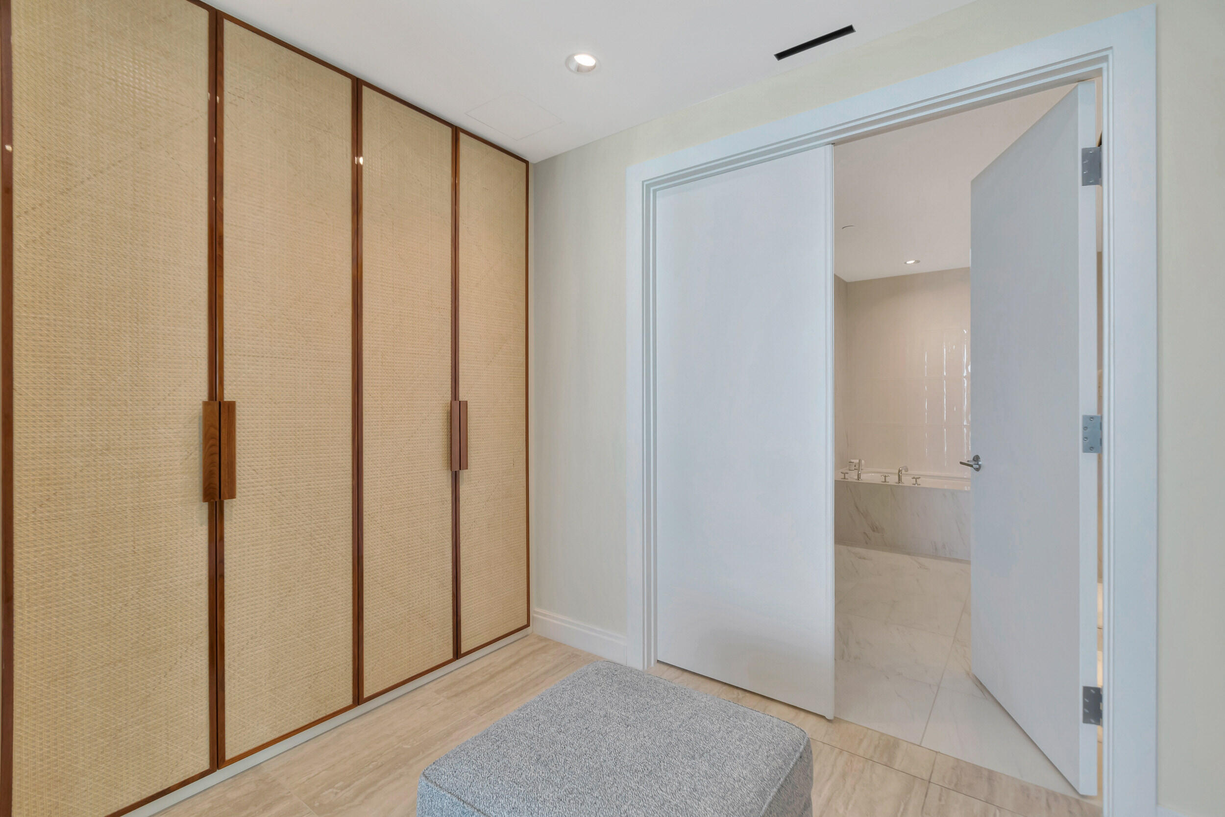 Four Seasons - Residential