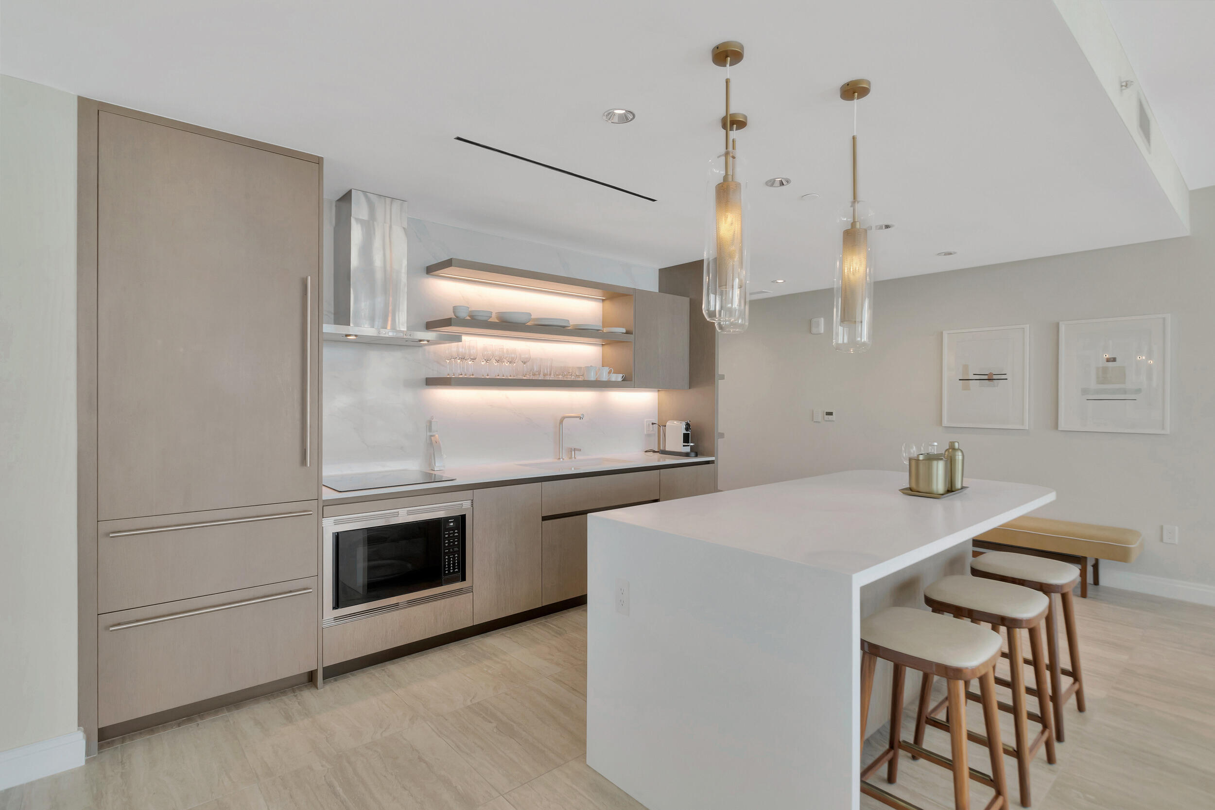 Four Seasons - Residential