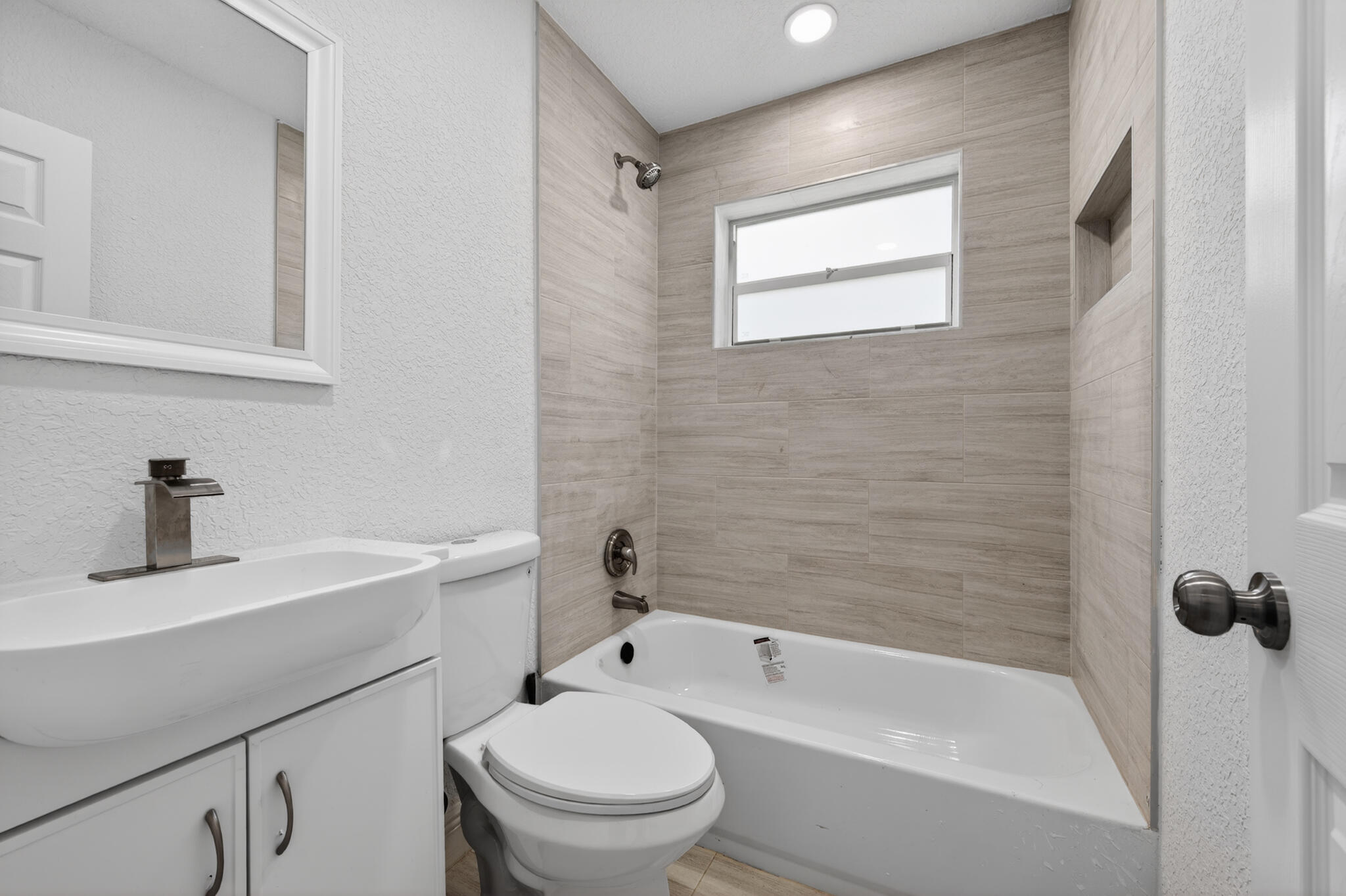 VERA VILLAS 2ND SEC - Residential