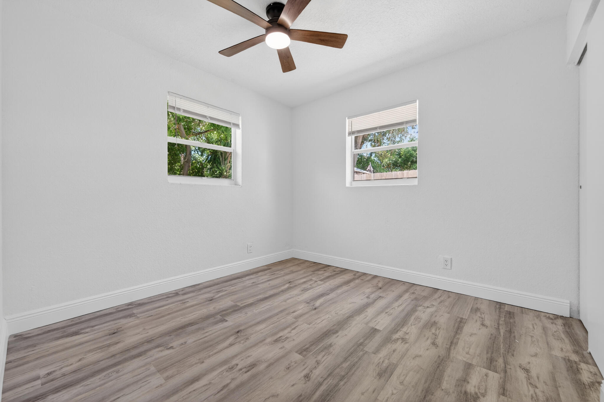 VERA VILLAS 2ND SEC - Residential