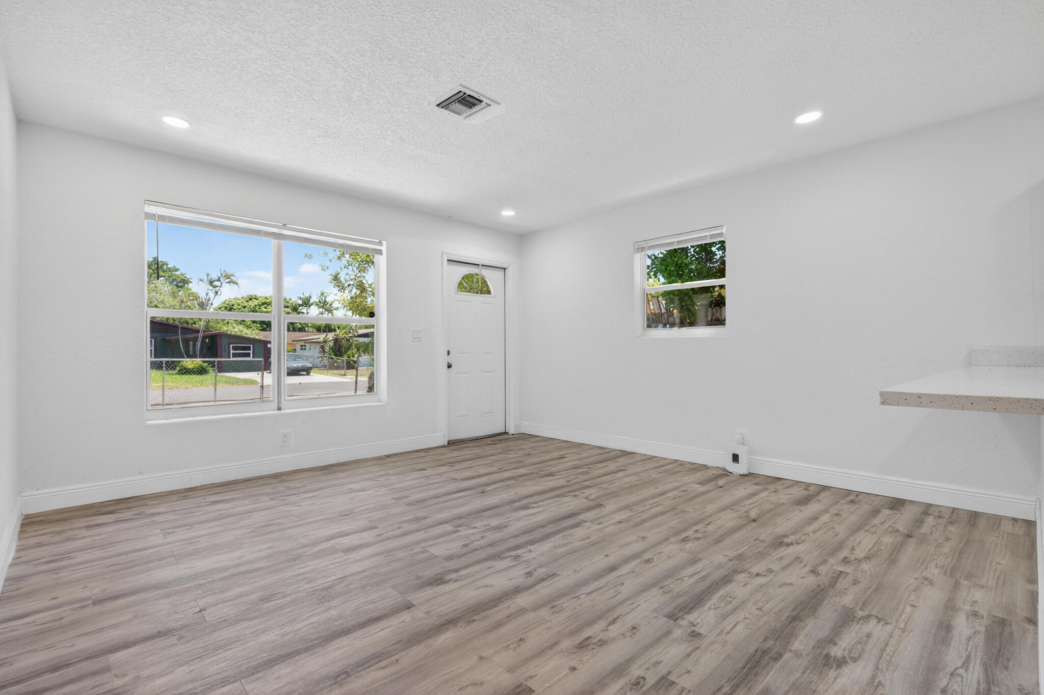 VERA VILLAS 2ND SEC - Residential