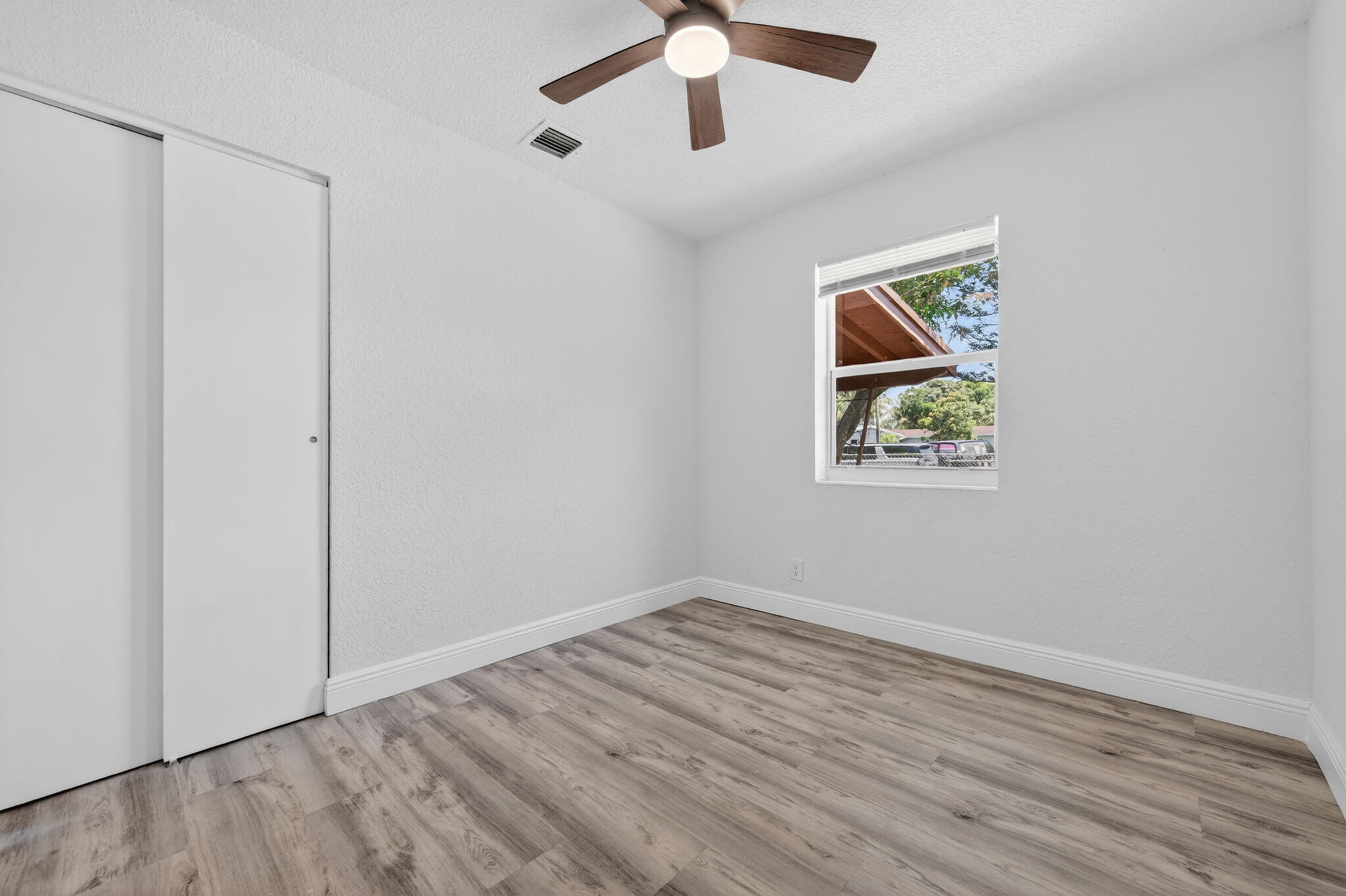 VERA VILLAS 2ND SEC - Residential