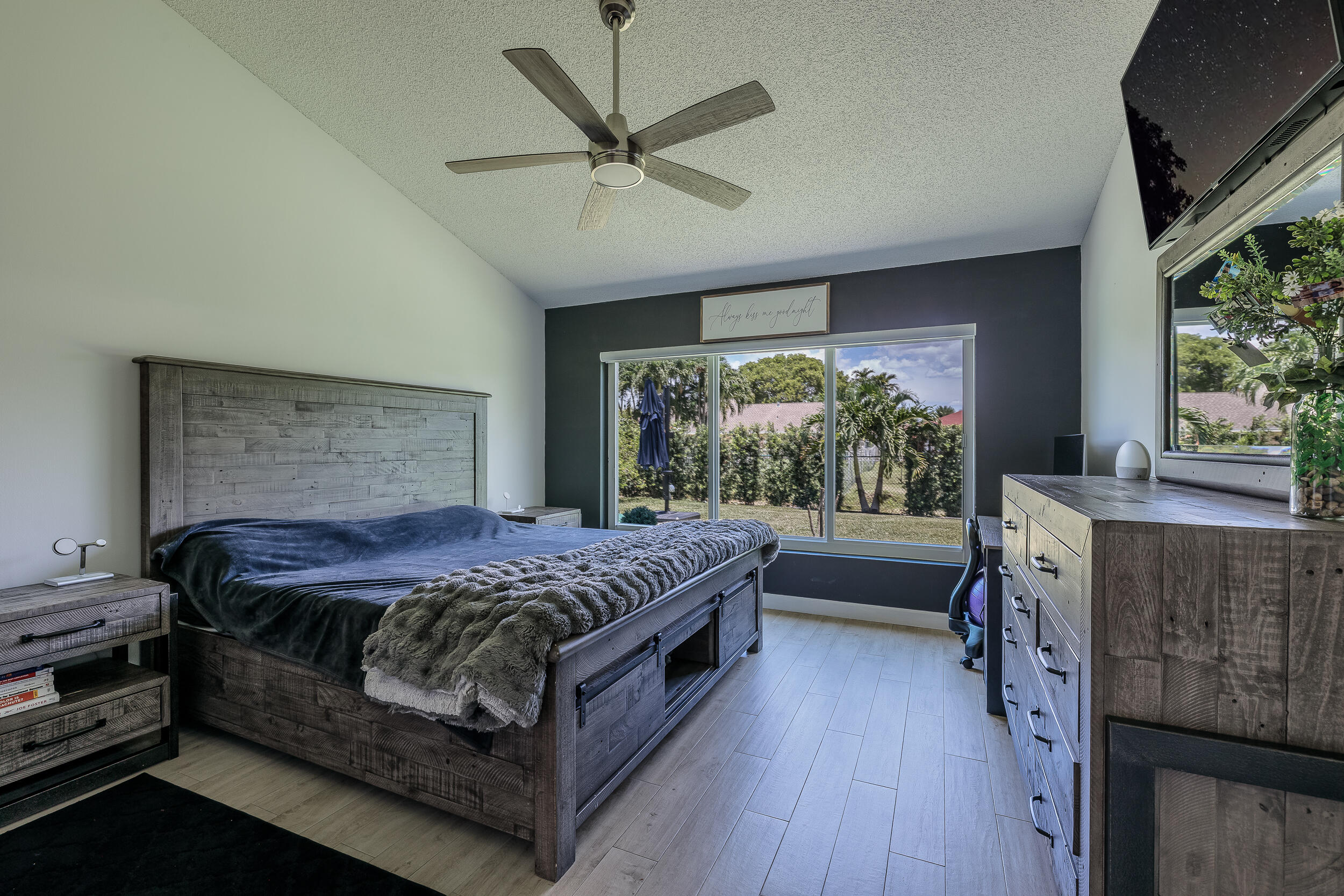 COOPERS GROVE - Residential