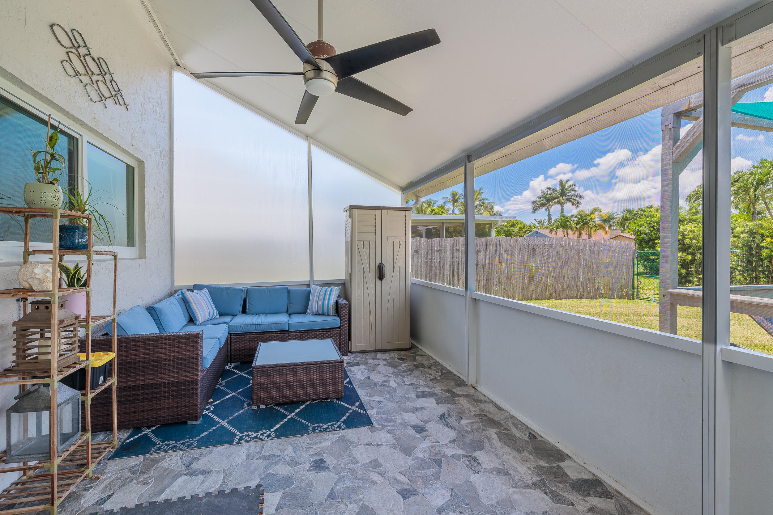 COOPERS GROVE - Residential