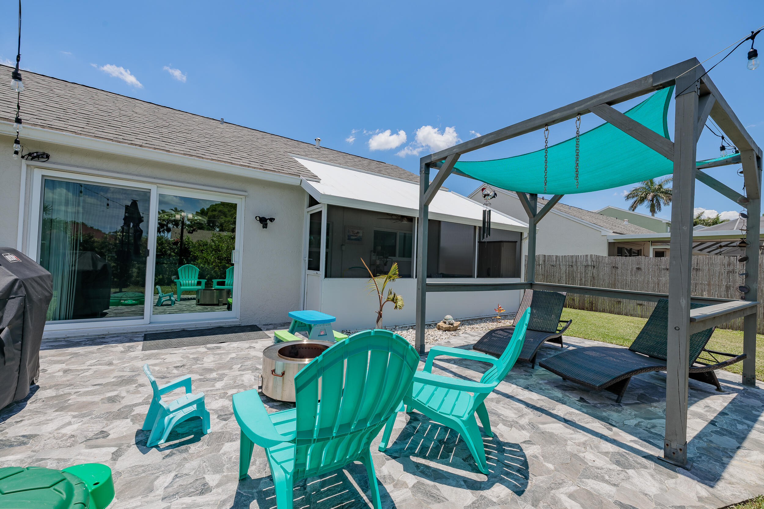 COOPERS GROVE - Residential