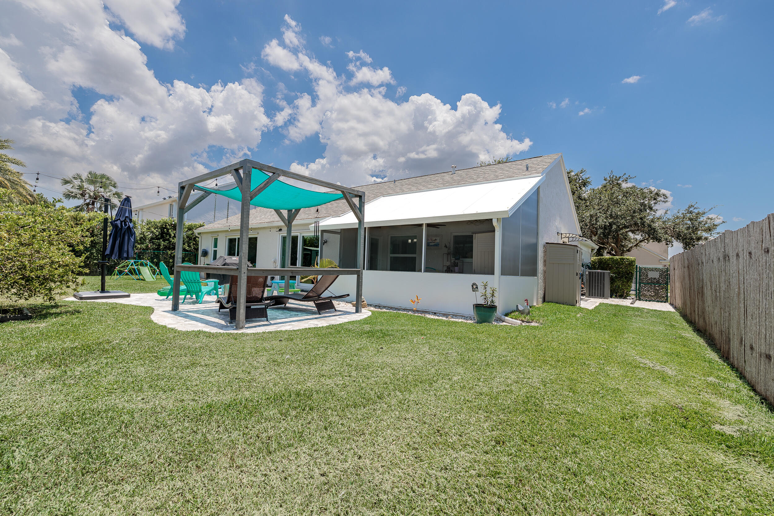 COOPERS GROVE - Residential