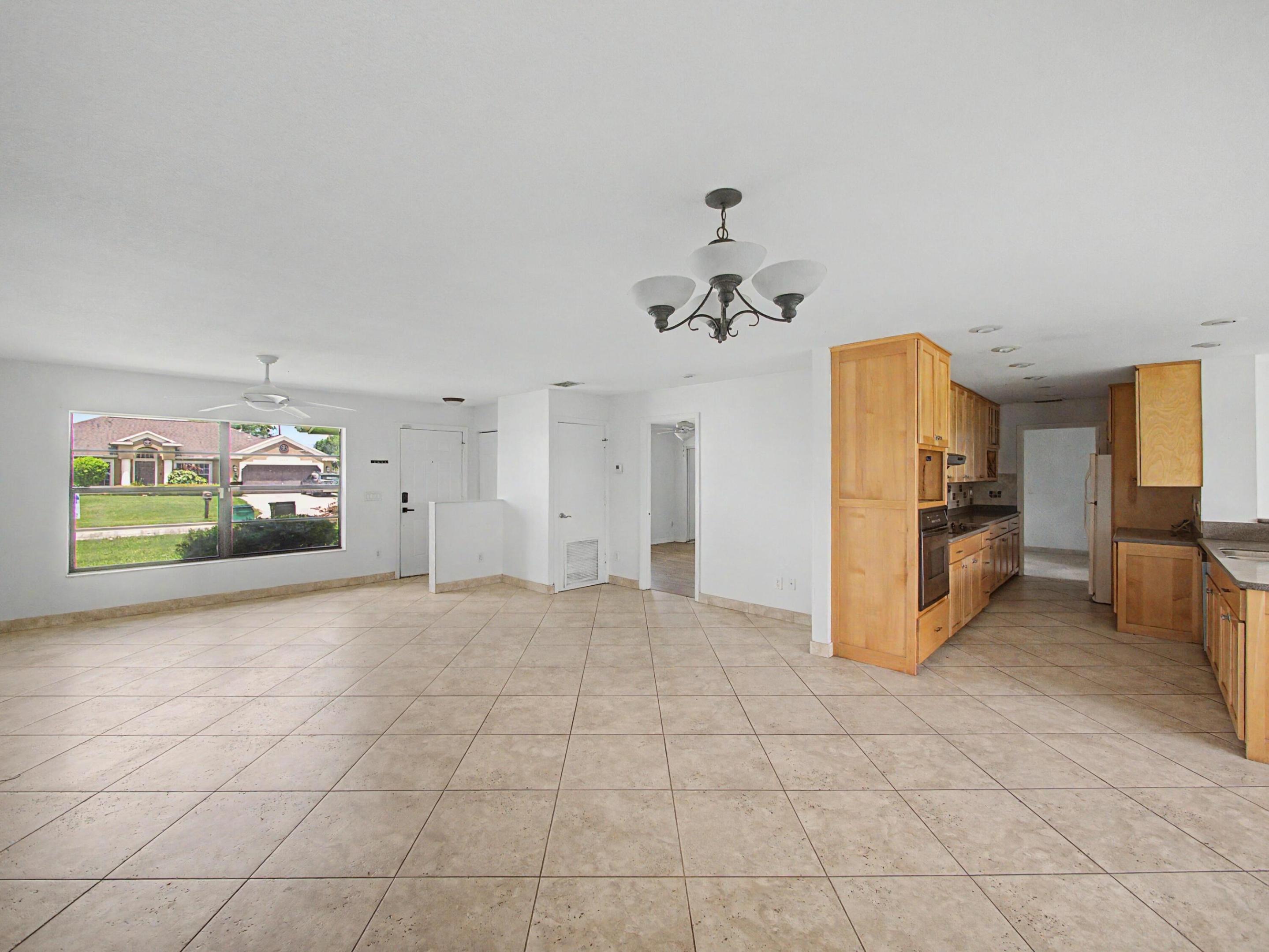 PORT ST LUCIE SECTION 4 - Residential