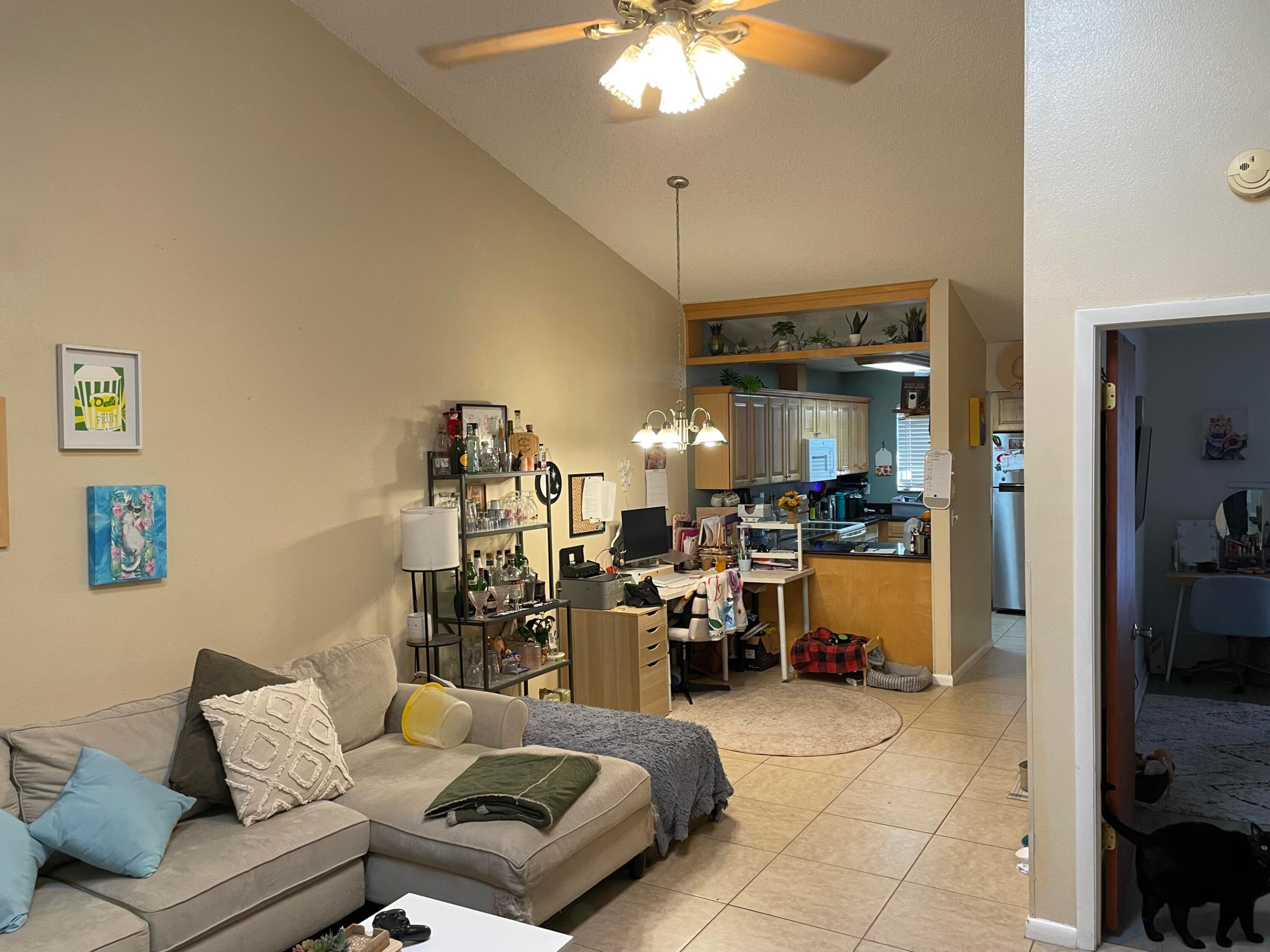 EASTRIDGE COURT - Residential Lease