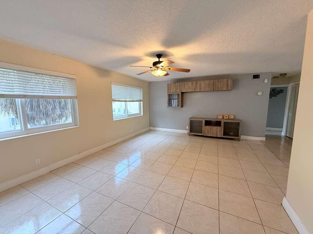 PARADISE GARDENS III CONDO - Residential