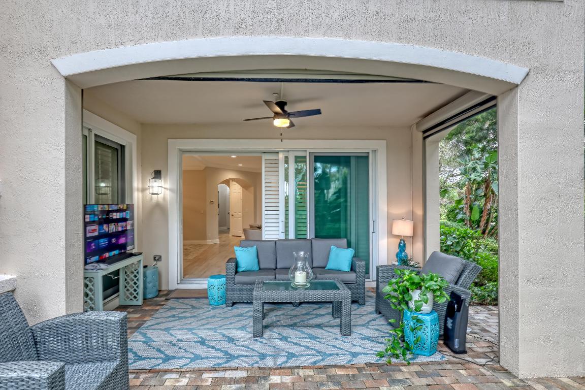 CARRIAGE HOMES AT FRENCHMANS HARBOR CONDO - Residential