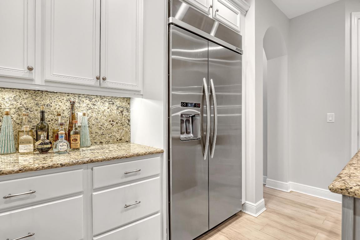 CARRIAGE HOMES AT FRENCHMANS HARBOR CONDO - Residential