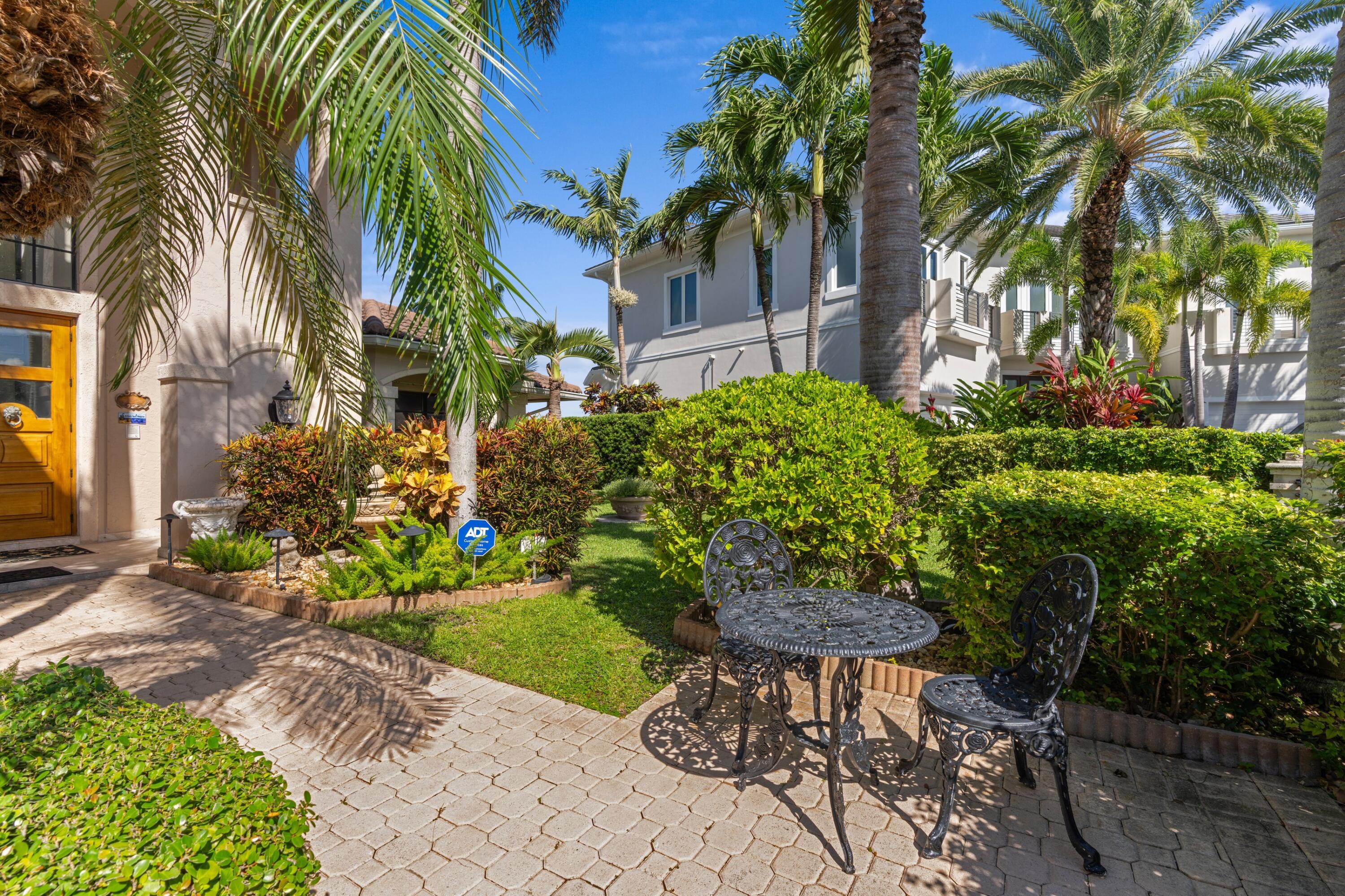 PINE POINT - Residential