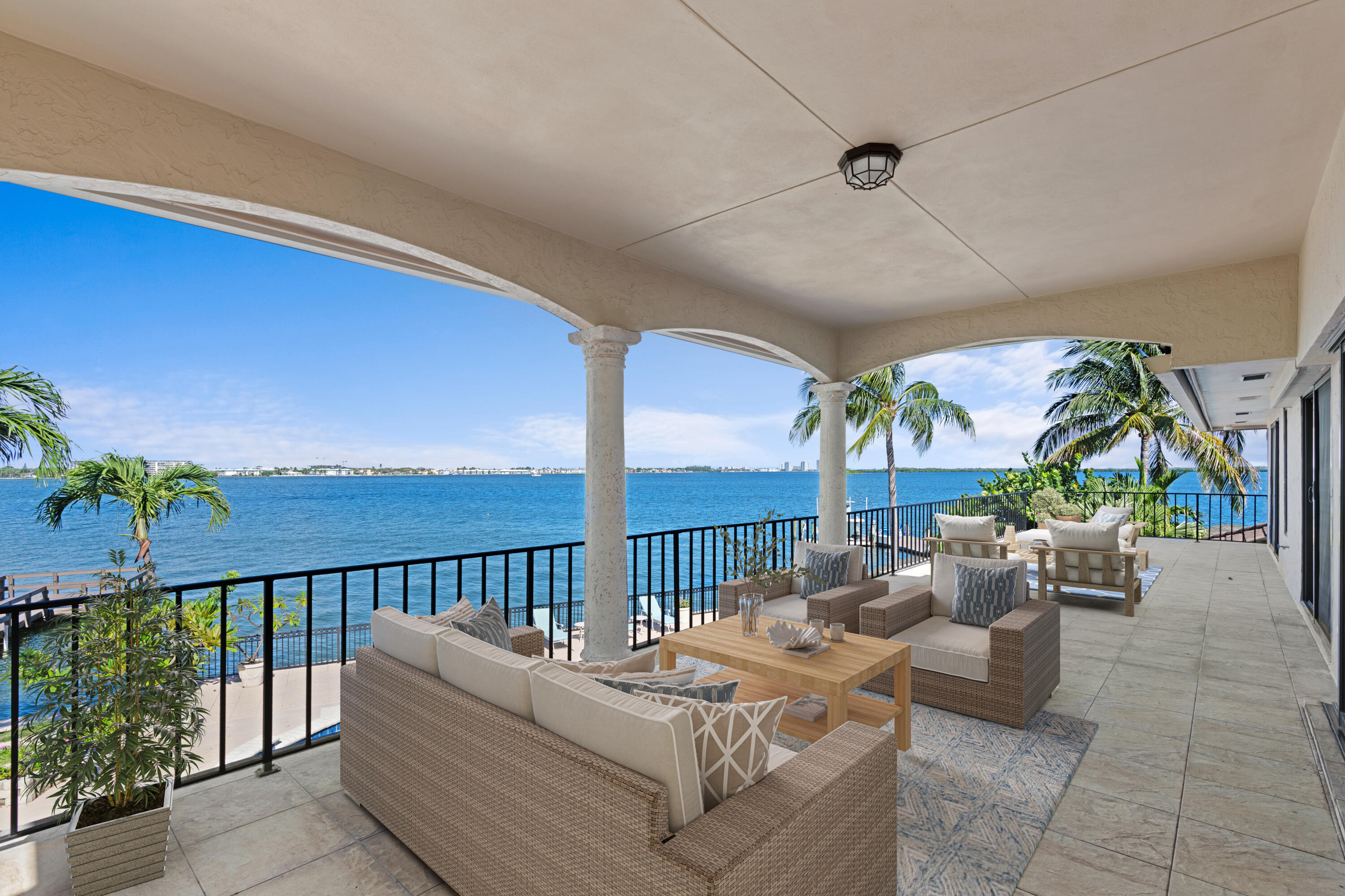 PINE POINT - Residential
