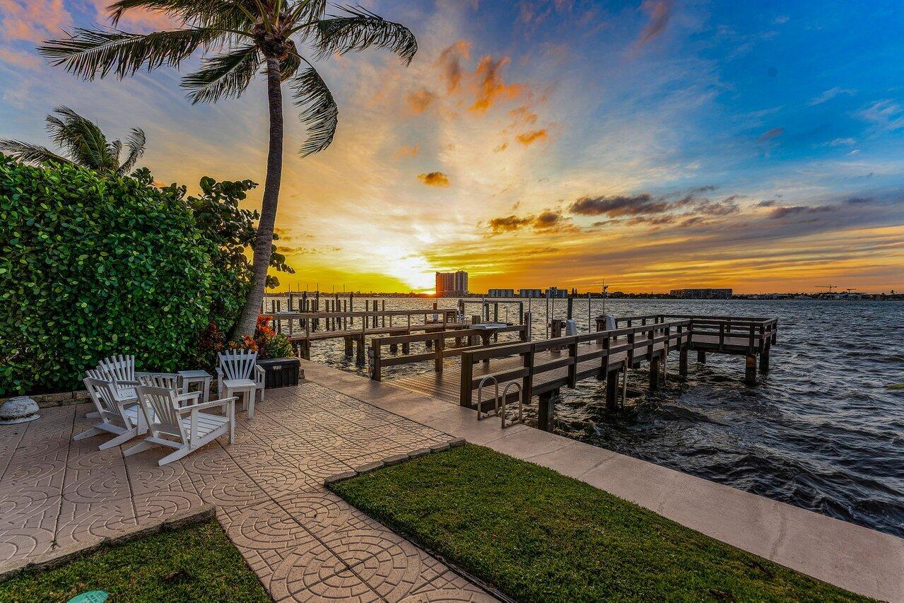 PINE POINT - Residential