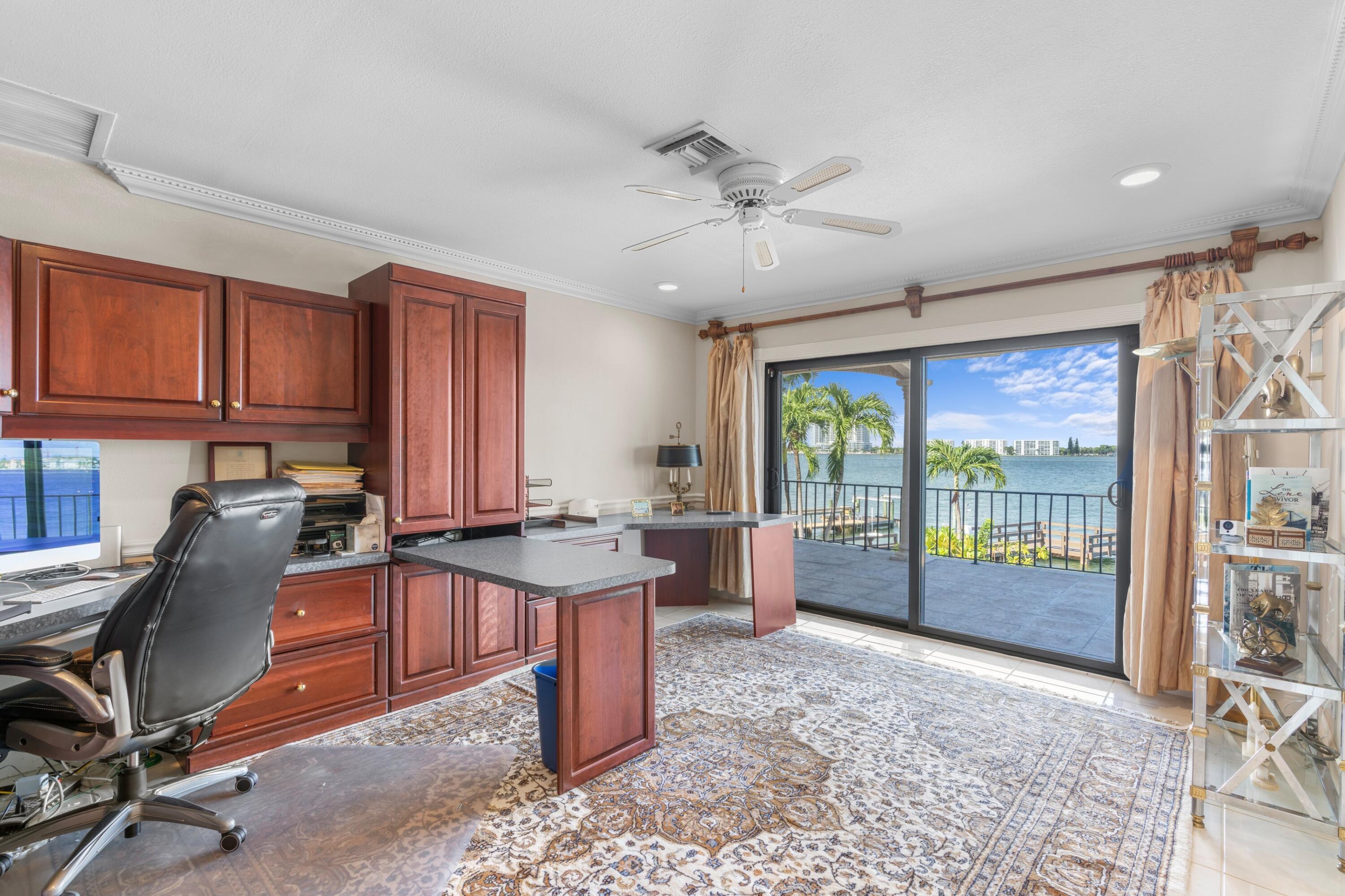PINE POINT - Residential