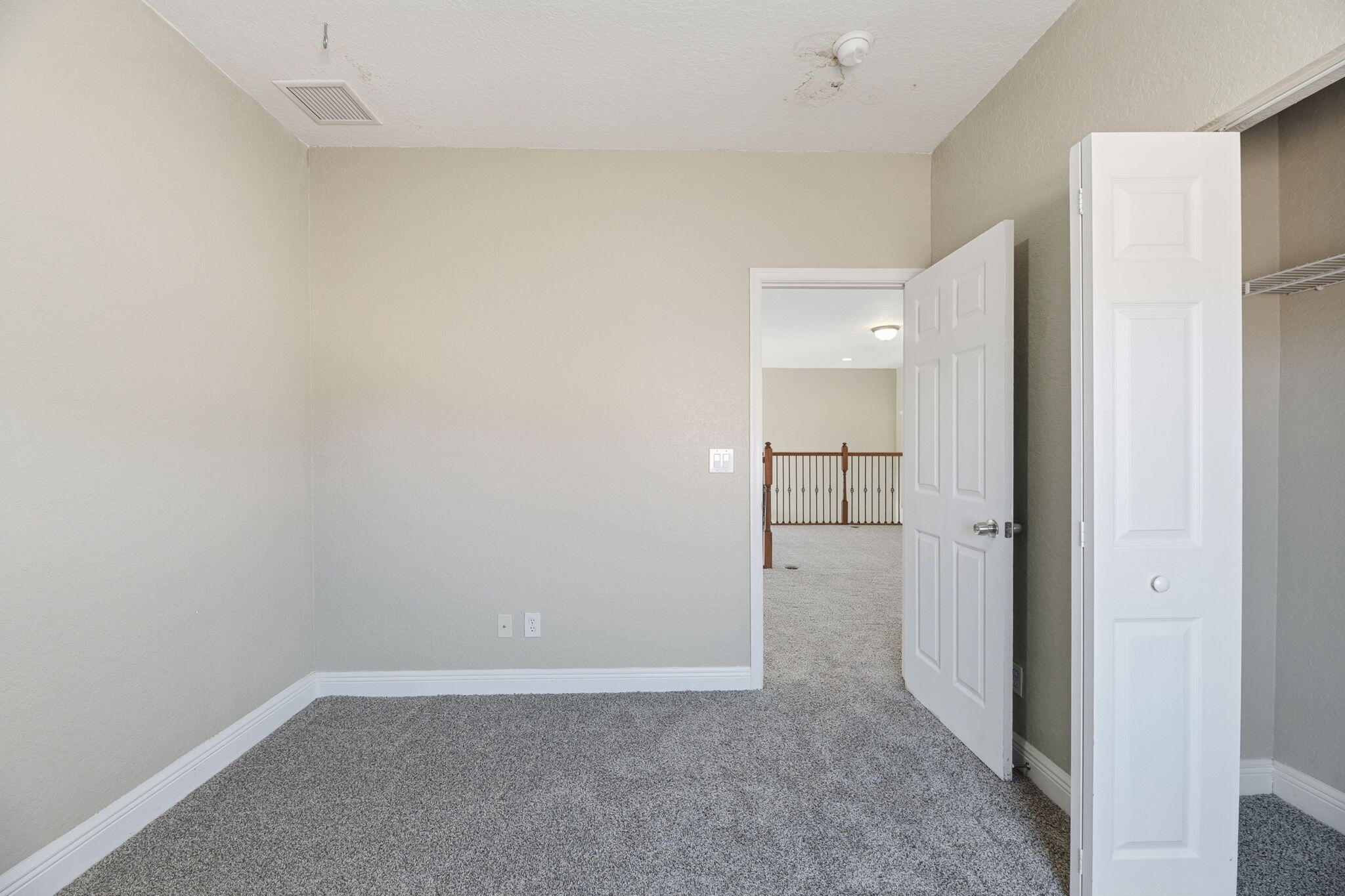 RIVERSIDE OAKS - Residential