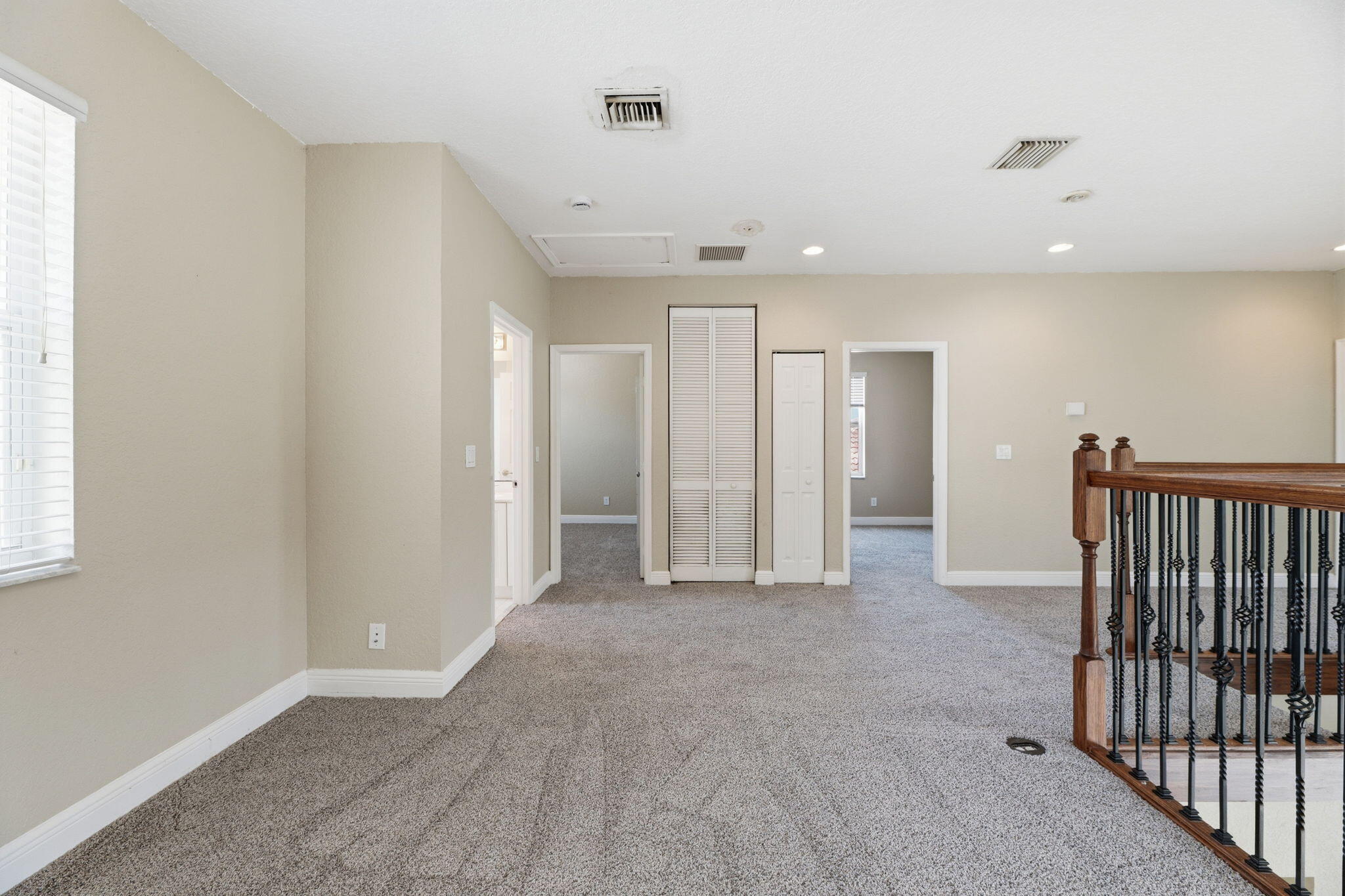 RIVERSIDE OAKS - Residential