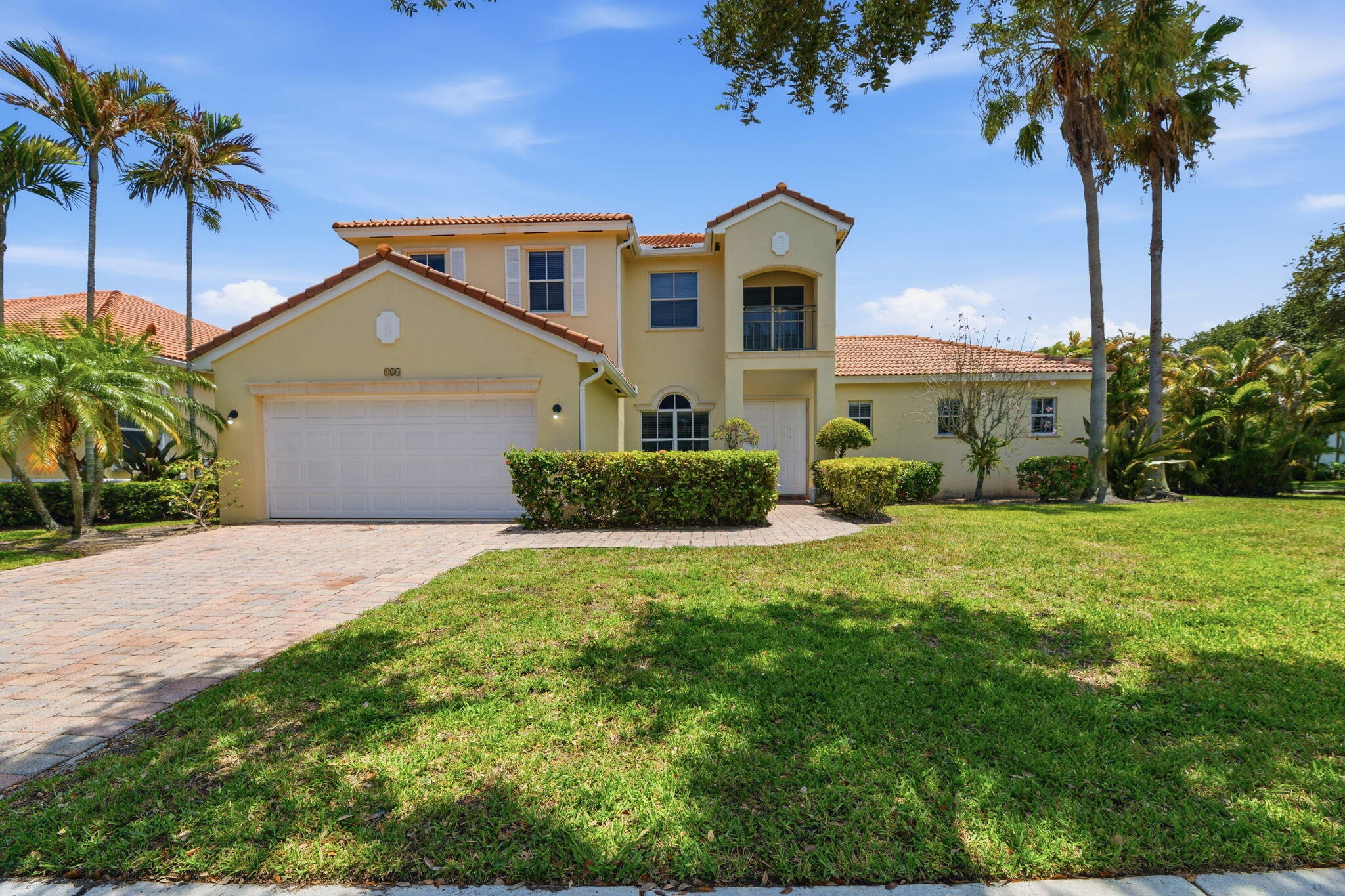 RIVERSIDE OAKS - Residential