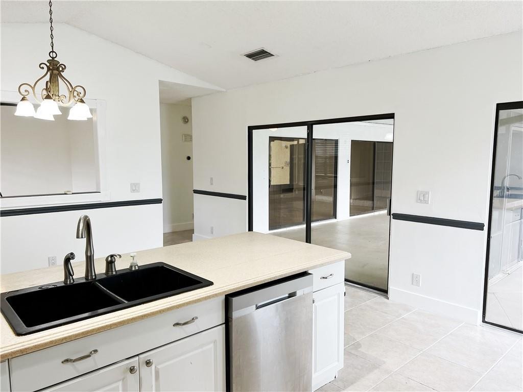 Beachwood Heights 98-9 B - Residential