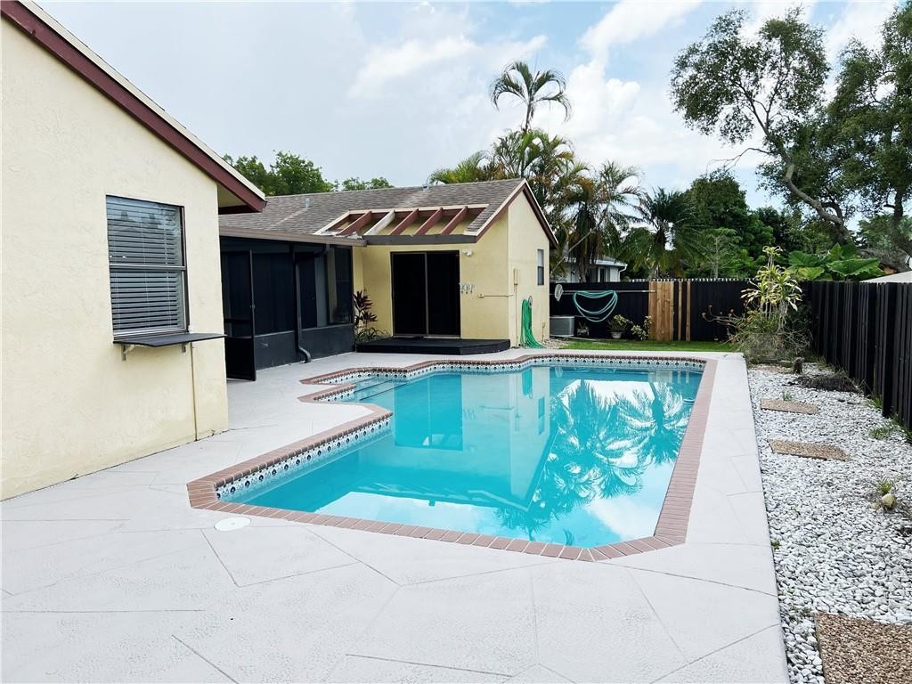 Beachwood Heights 98-9 B - Residential