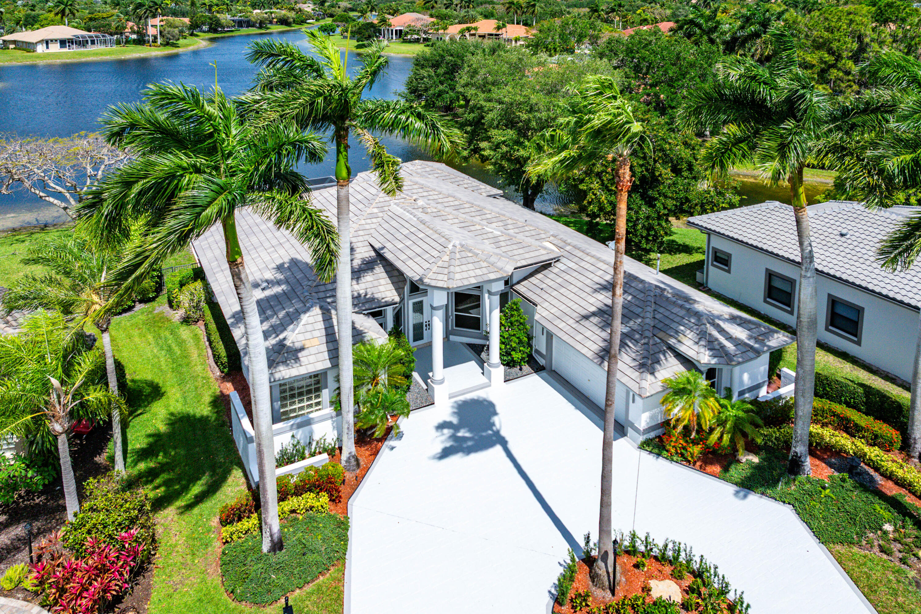 MEADOW RUN - Residential