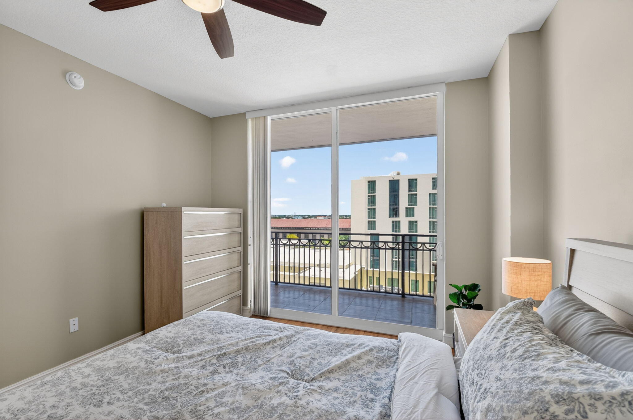 CITYPLACE SOUTH TOWER CONDO - Residential Lease