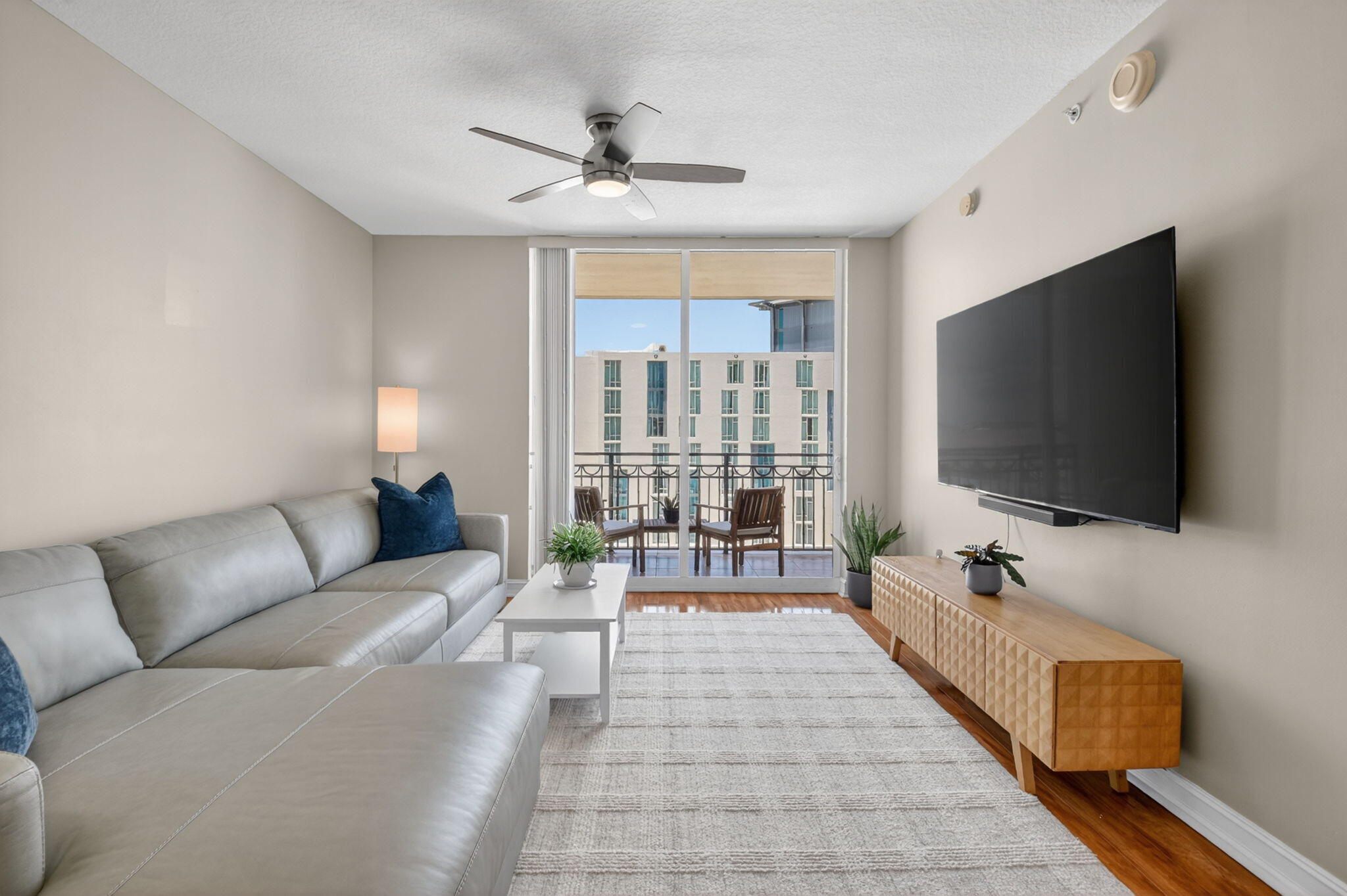 CITYPLACE SOUTH TOWER CONDO - Residential Lease