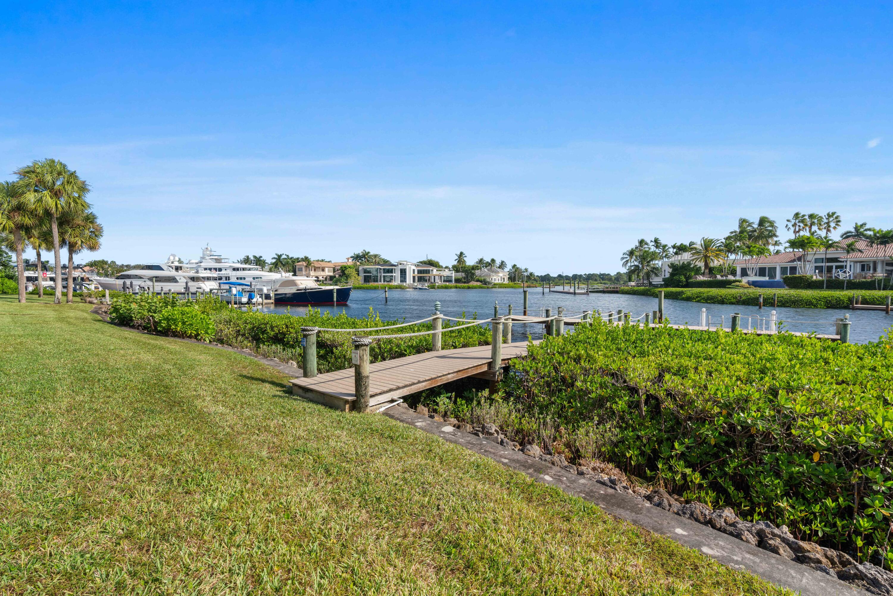 Admirals Cove - Residential