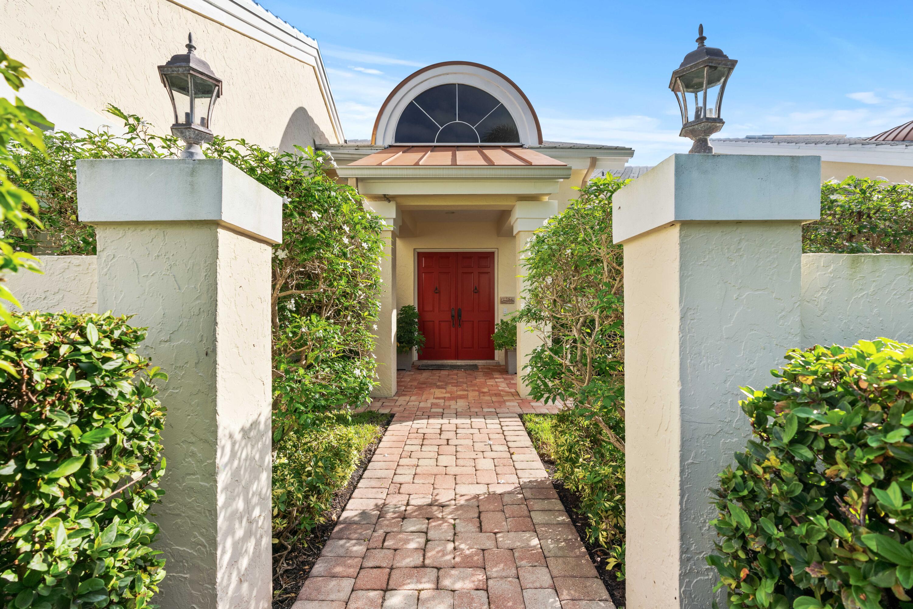 Admirals Cove - Residential