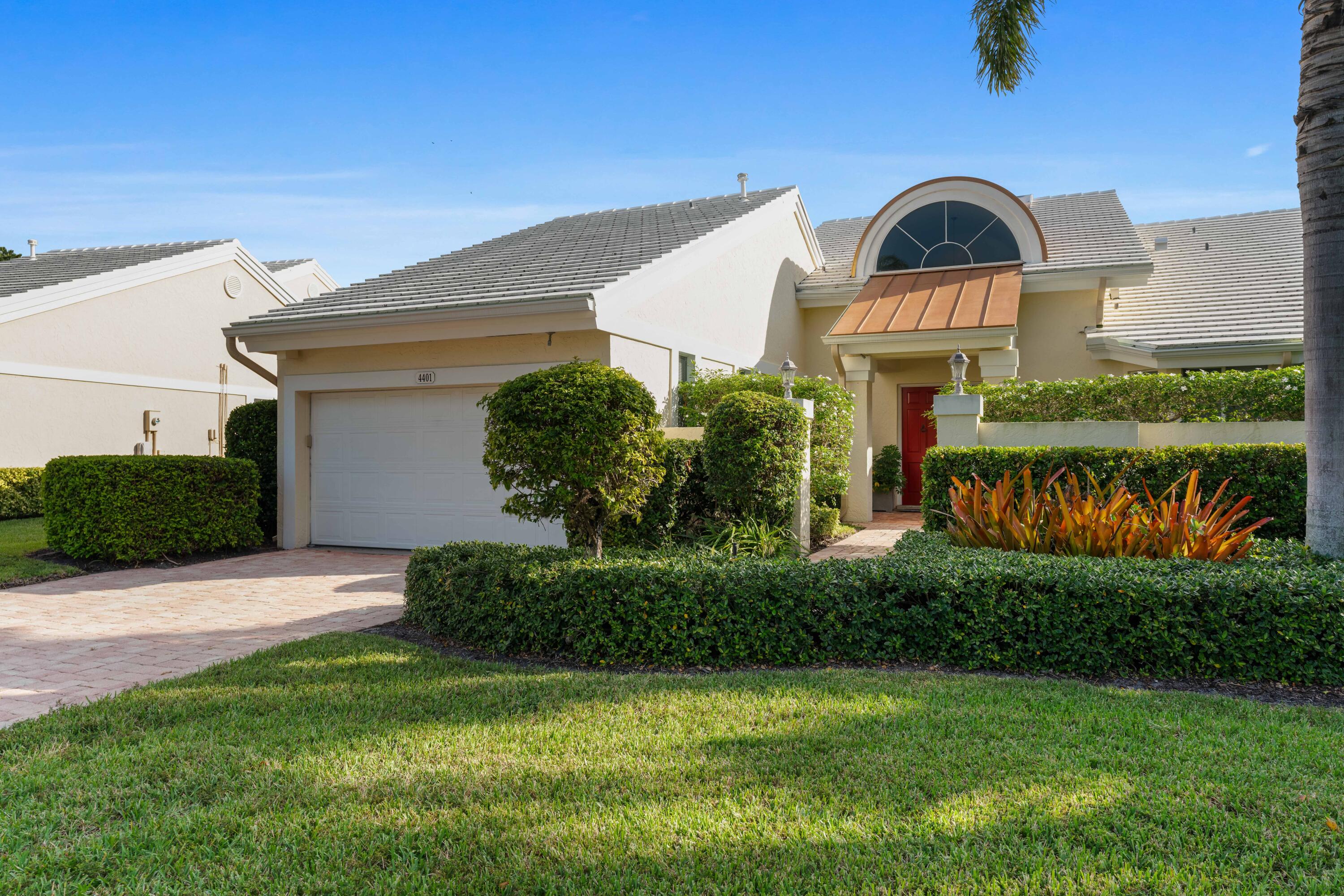 Admirals Cove - Residential
