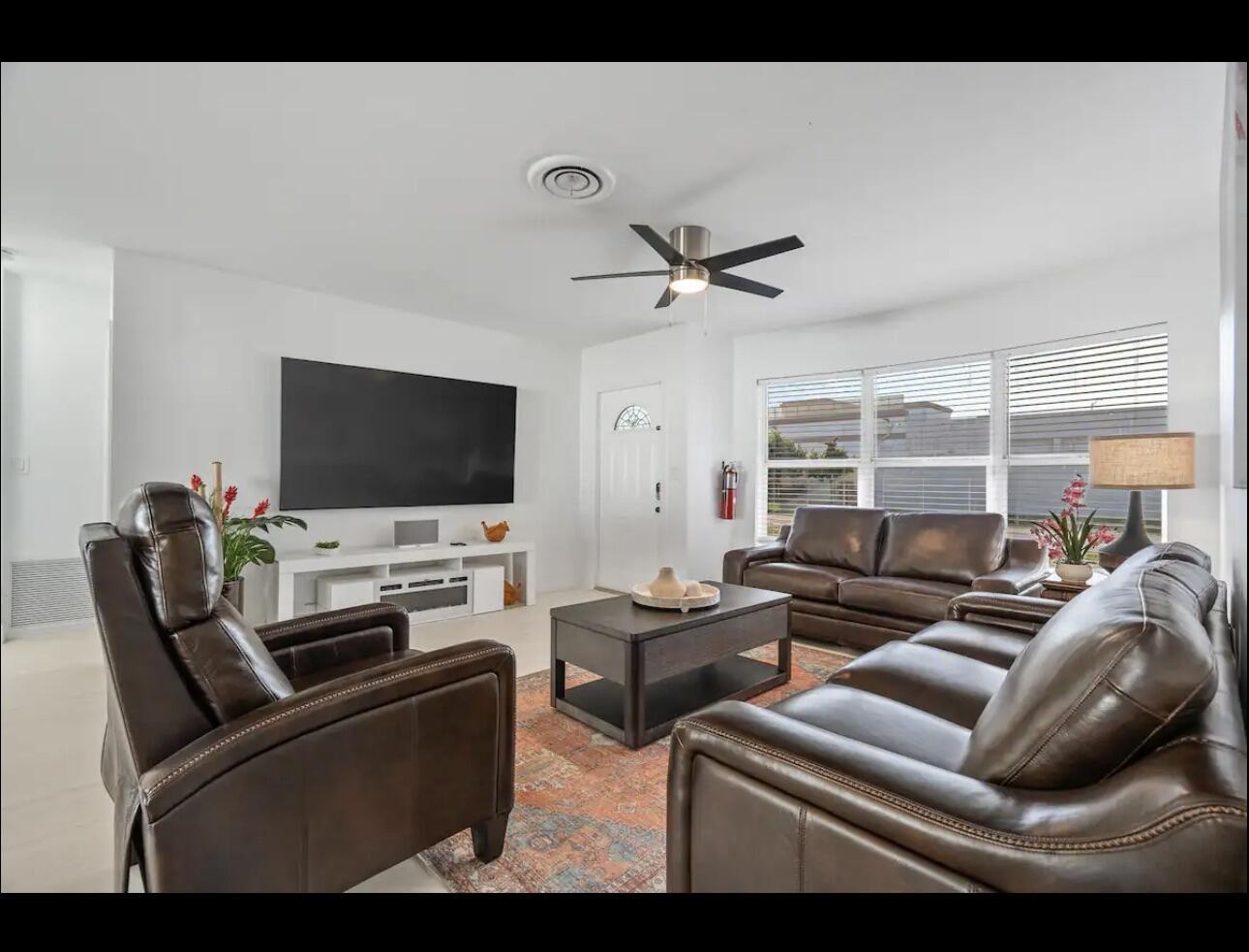 POMPANO WATERWAY ESTATES 1ST ADD - Residential Lease