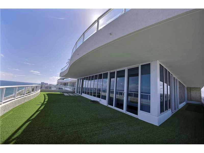 Ritz-Carlton - Residential