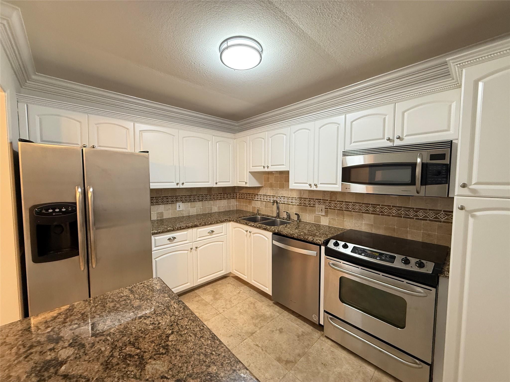 NO 4 PALM-AIRE COUNTRY CLUB - Residential