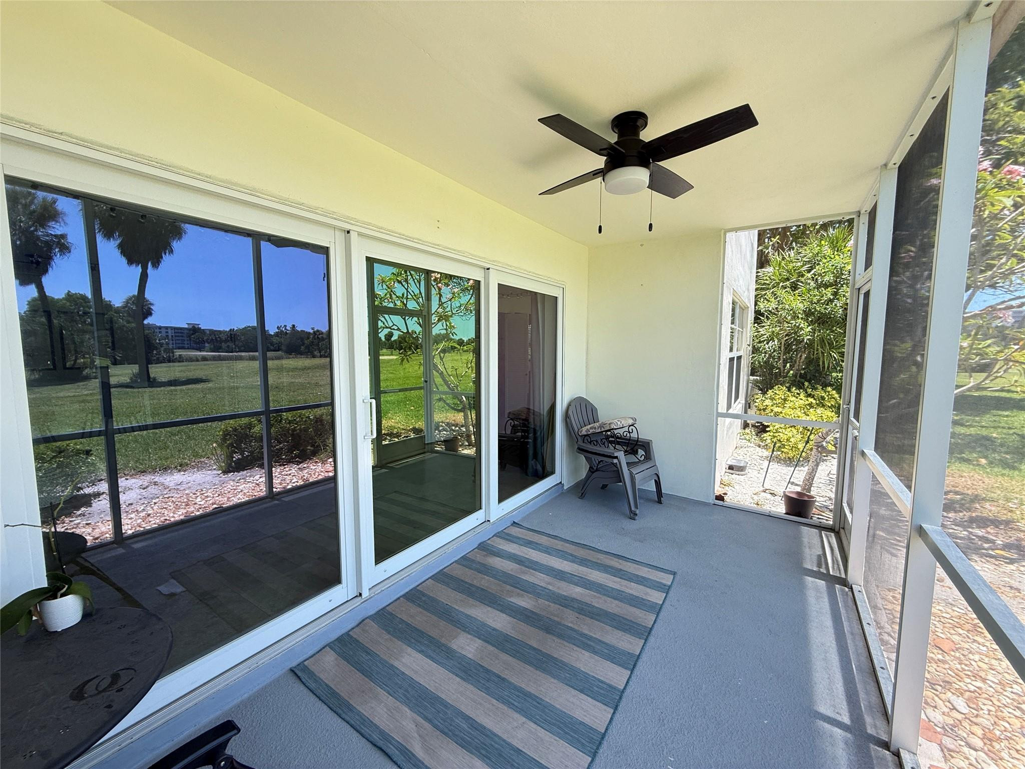 NO 4 PALM-AIRE COUNTRY CLUB - Residential