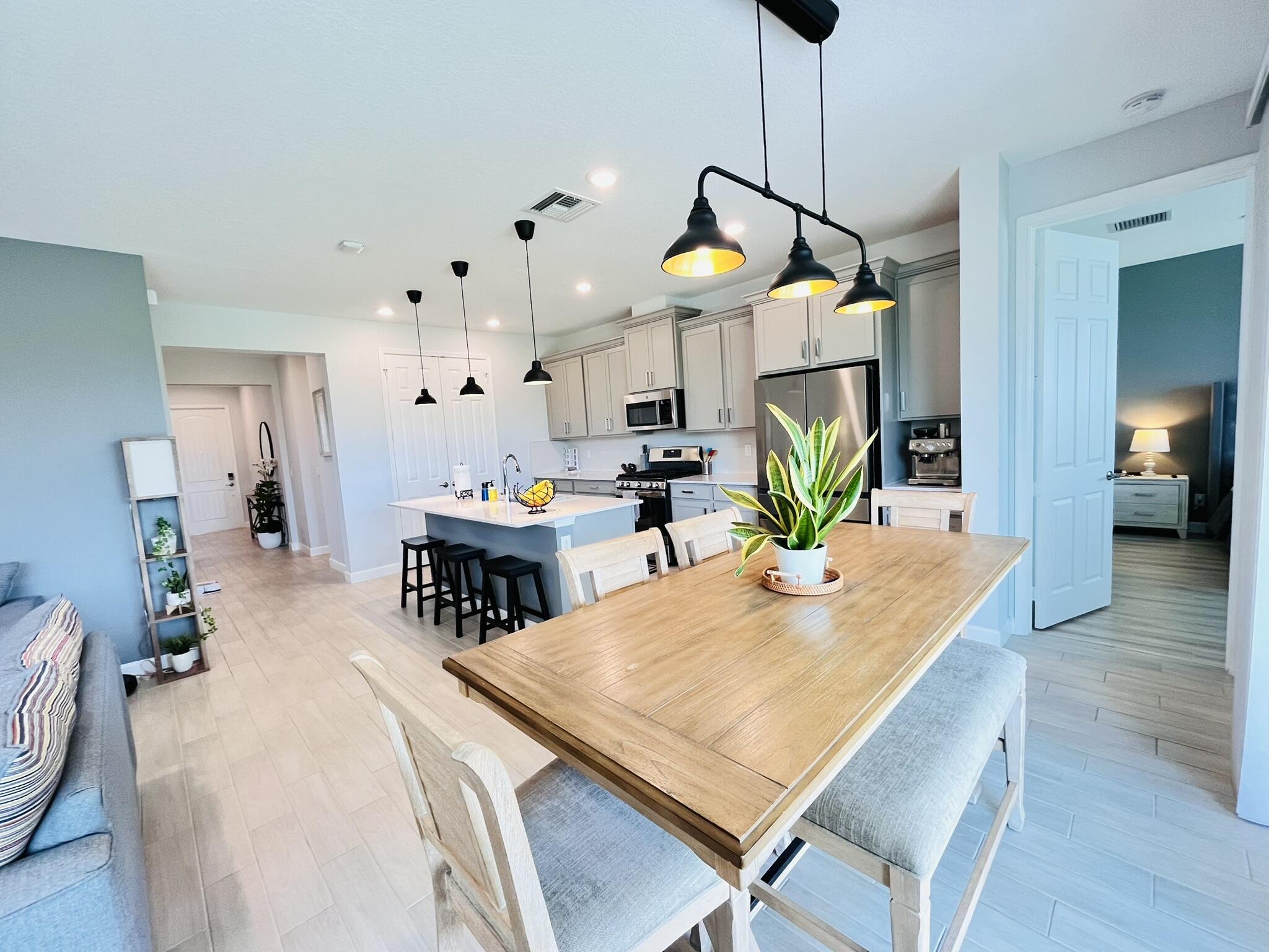 ARDEN PUD POD C SOUTH - Residential Lease