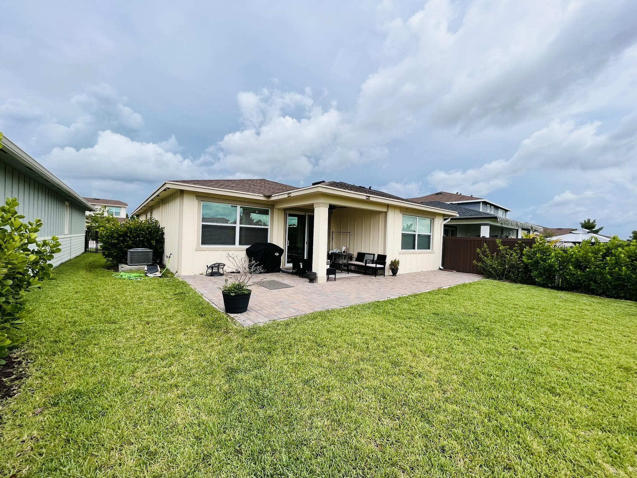 ARDEN PUD POD C SOUTH - Residential Lease