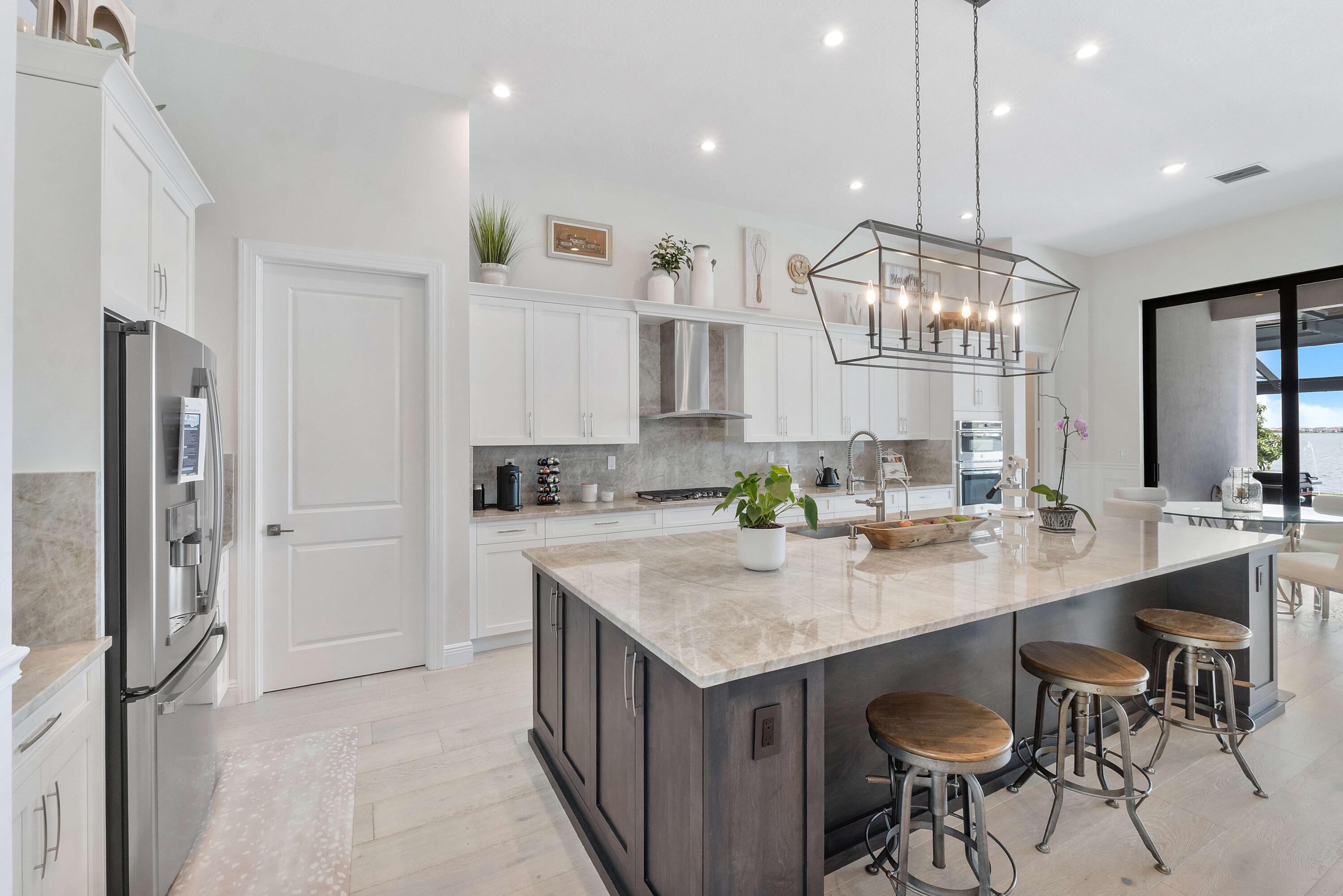 PARKLAND BAY - Residential