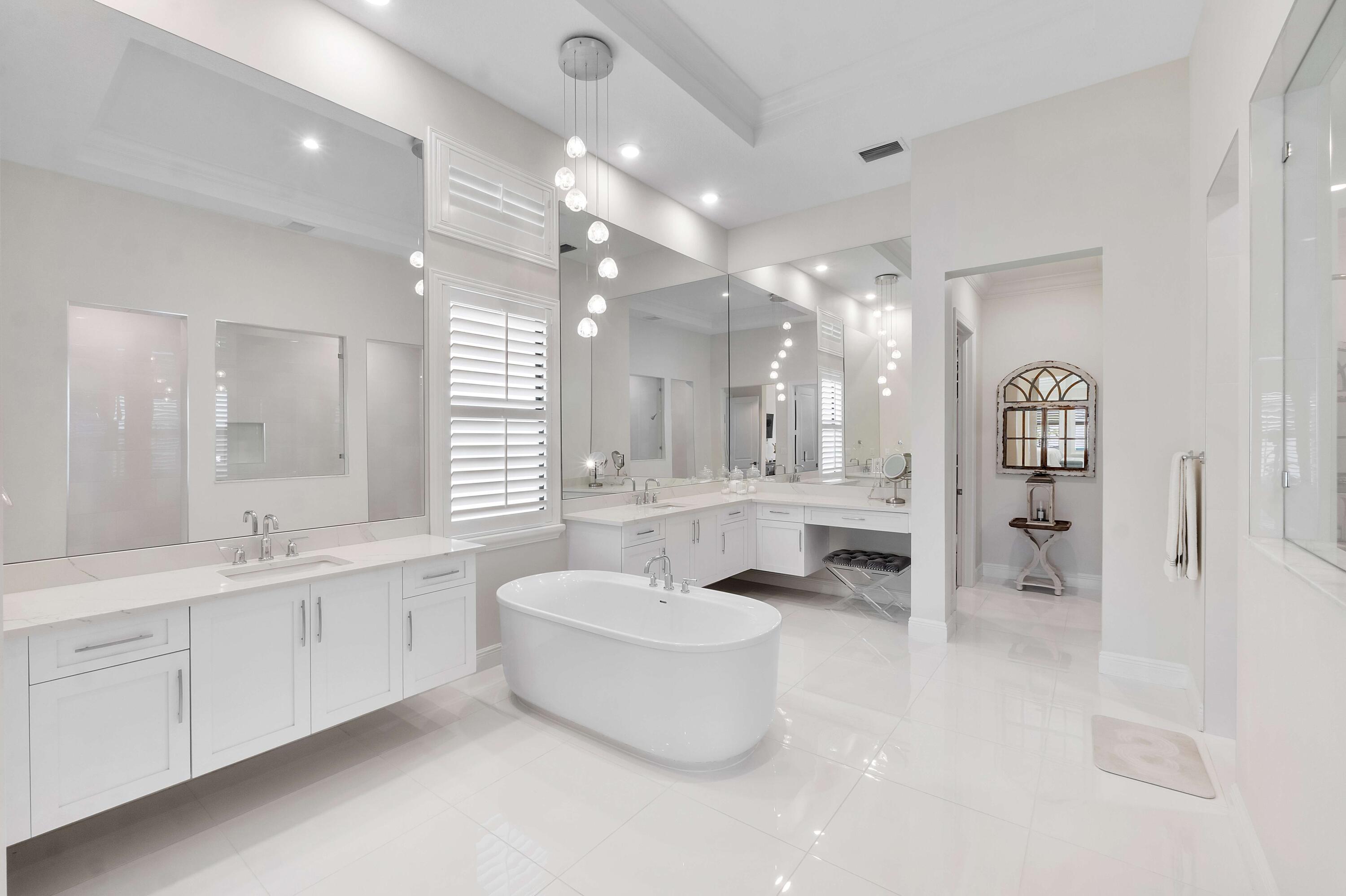 PARKLAND BAY - Residential