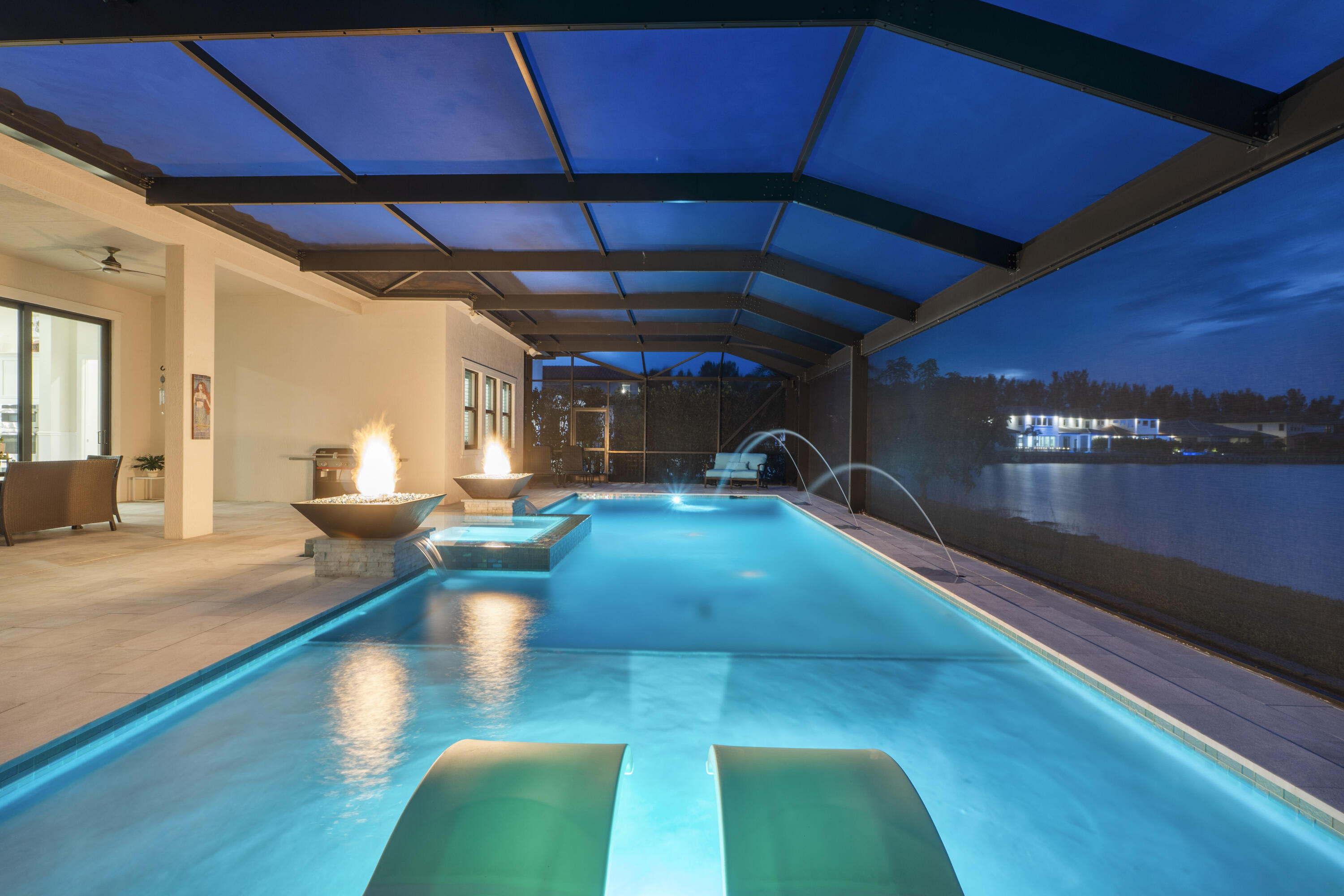 PARKLAND BAY - Residential