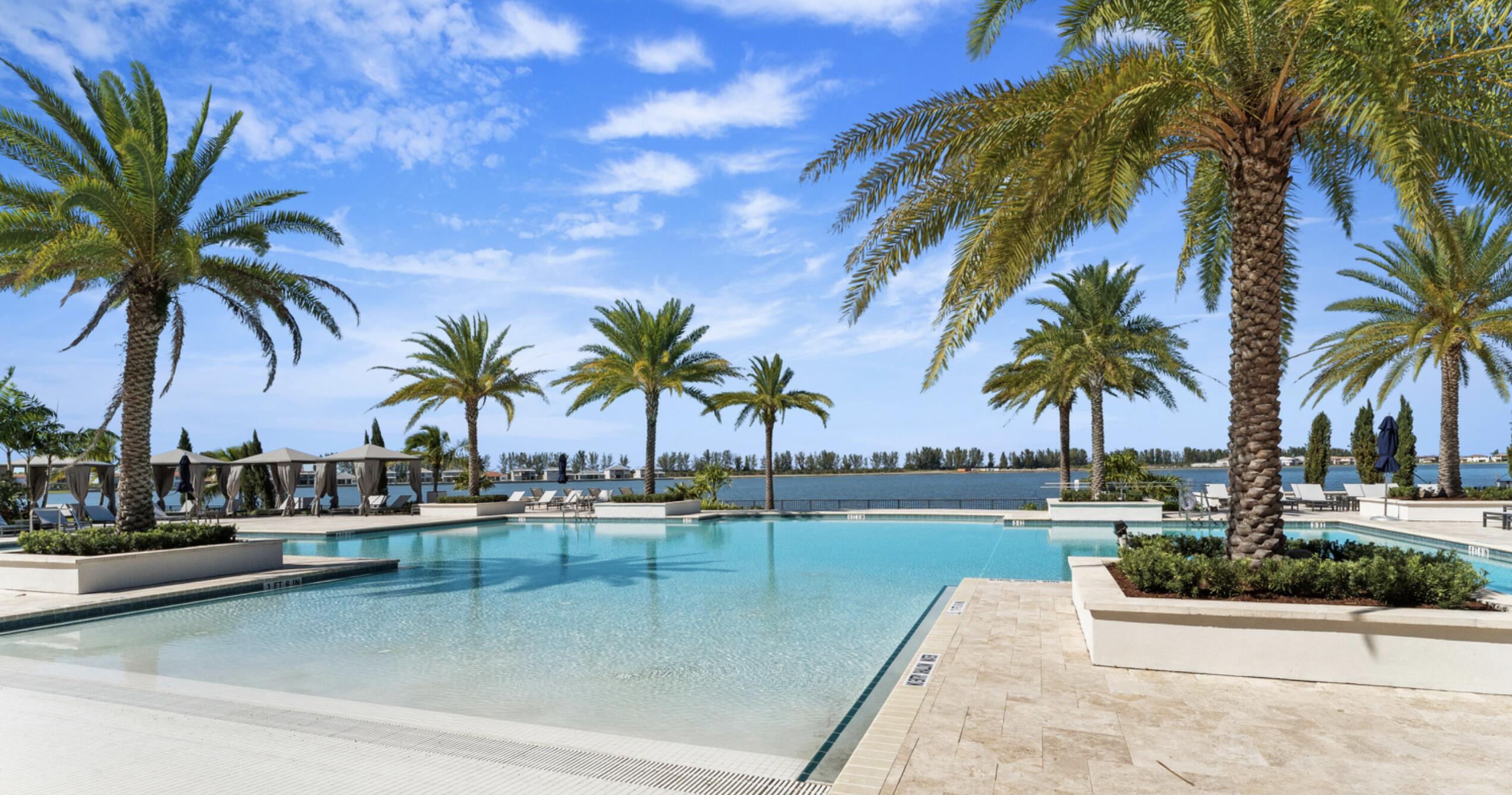 PARKLAND BAY - Residential