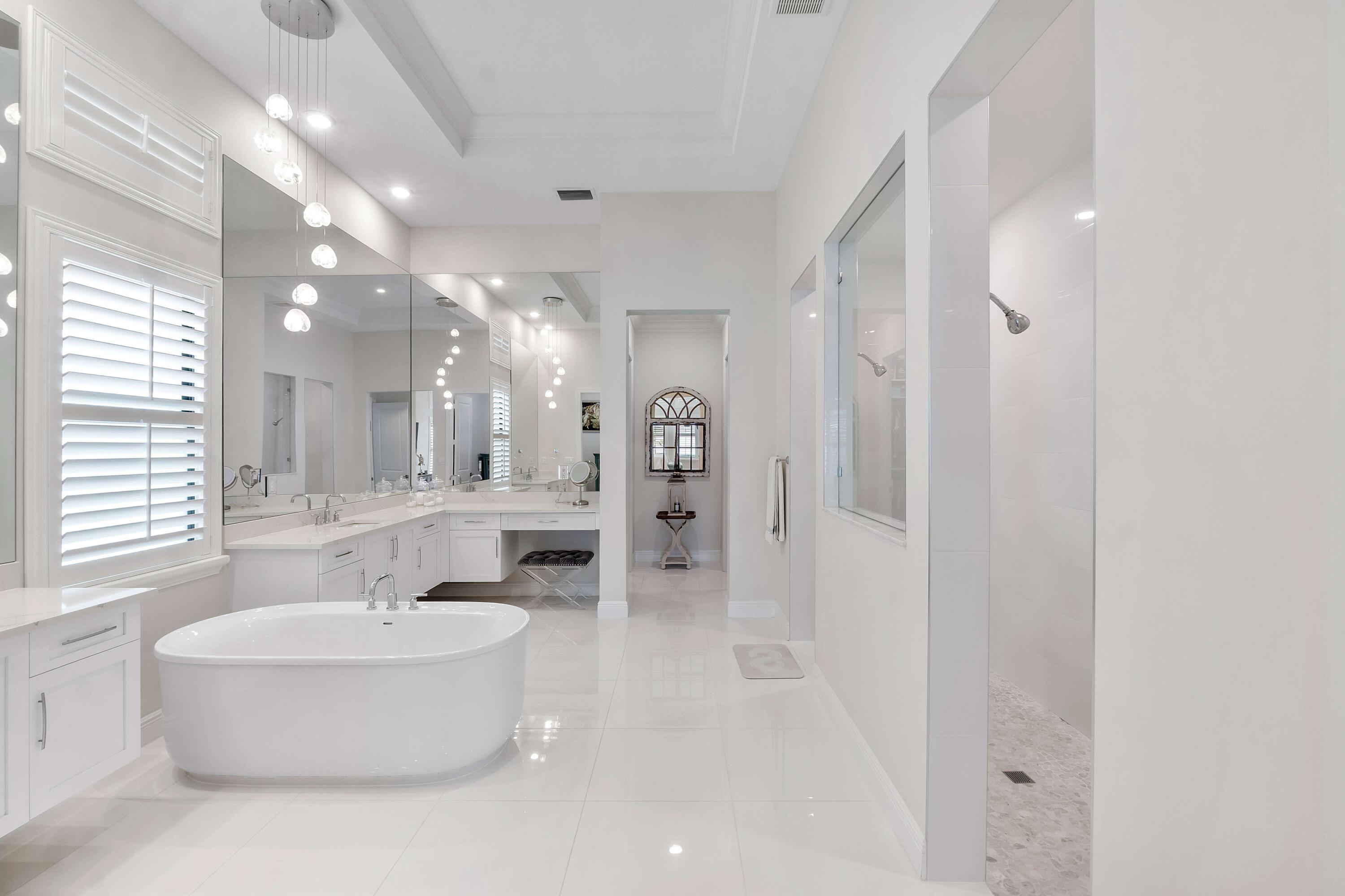 PARKLAND BAY - Residential