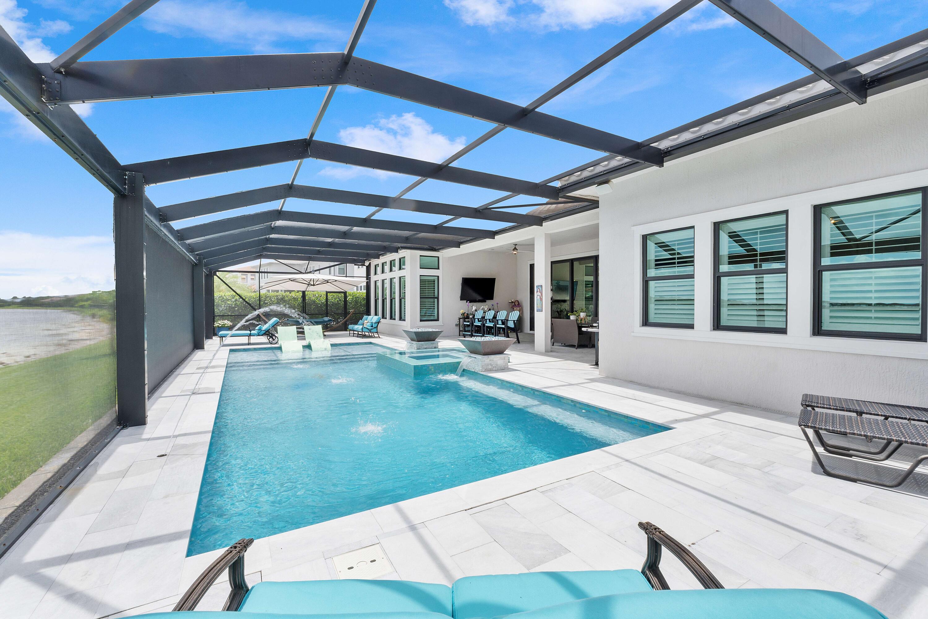 PARKLAND BAY - Residential