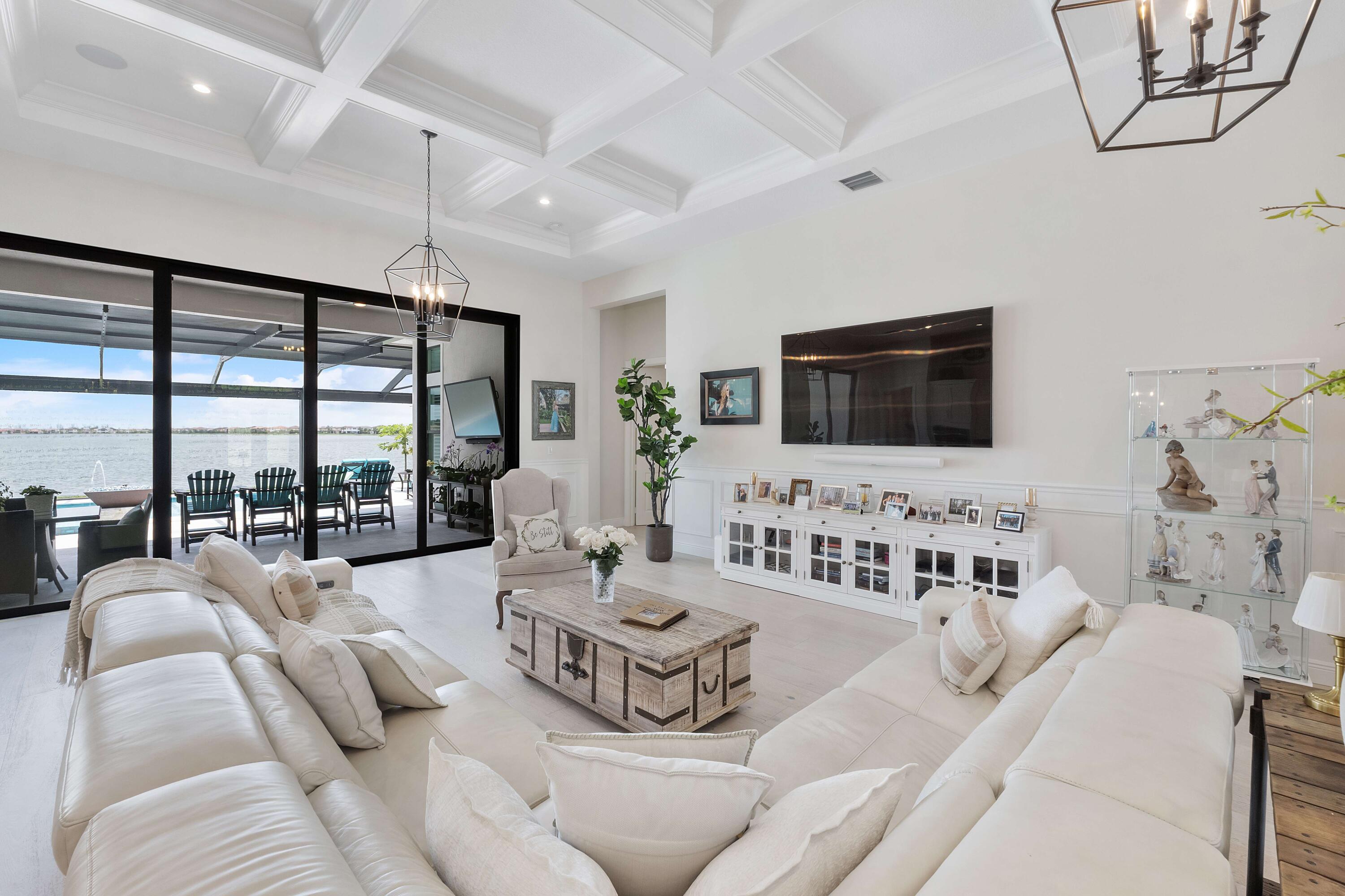 PARKLAND BAY - Residential
