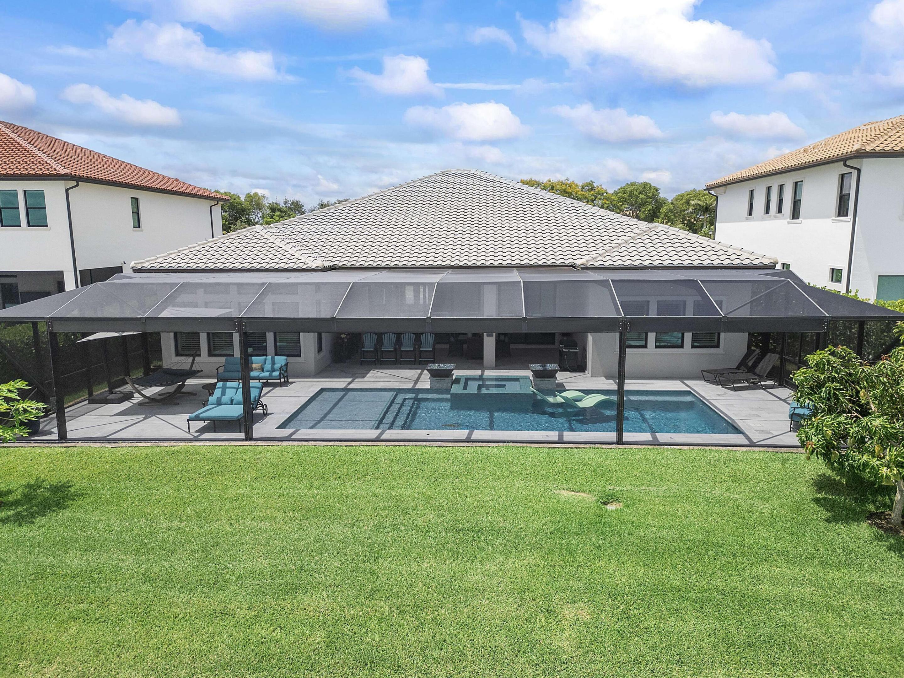PARKLAND BAY - Residential