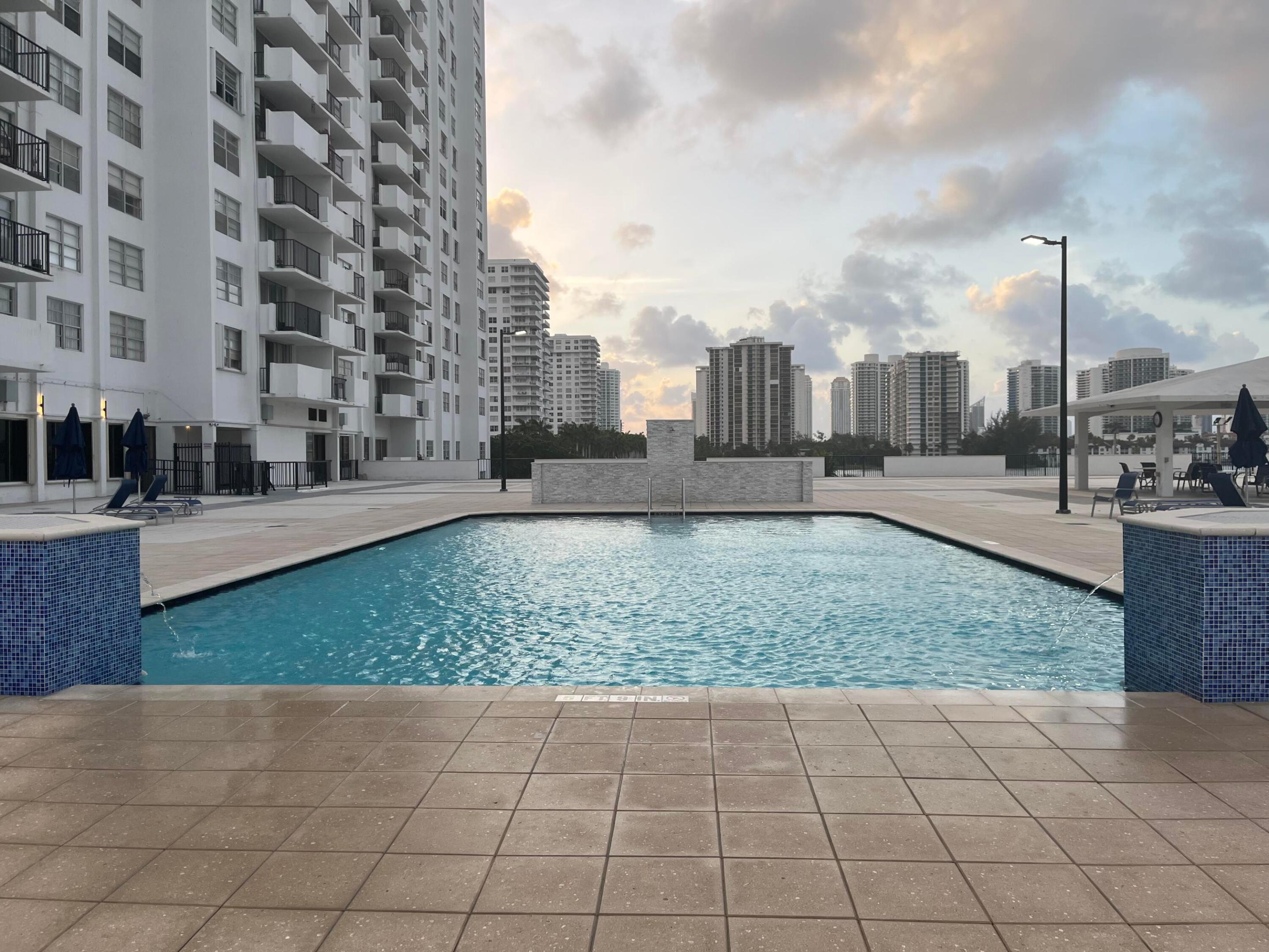 COMMODORE PLAZA CONDO - Residential Lease
