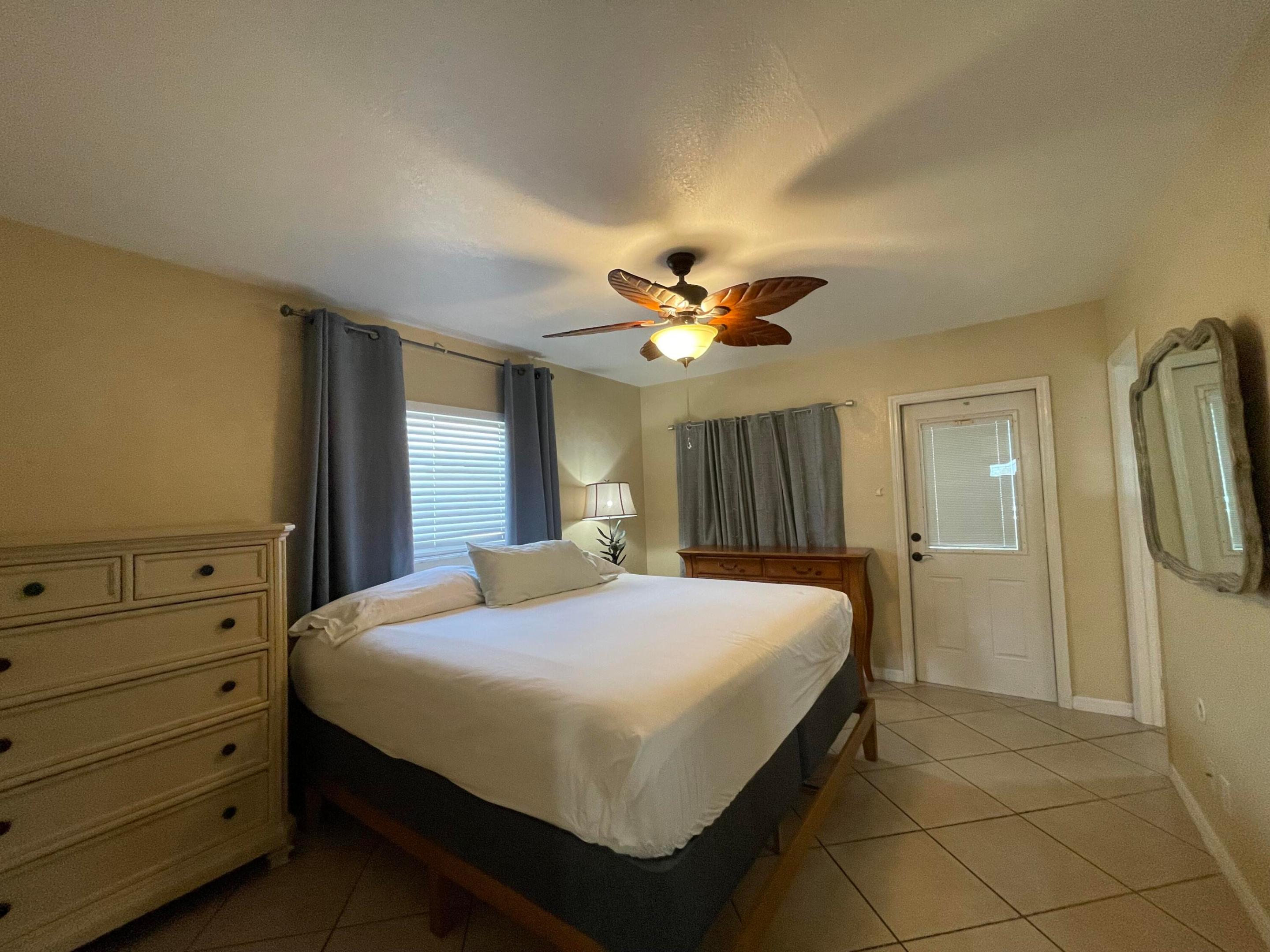 BOYNTON TOWN OF - Residential Lease