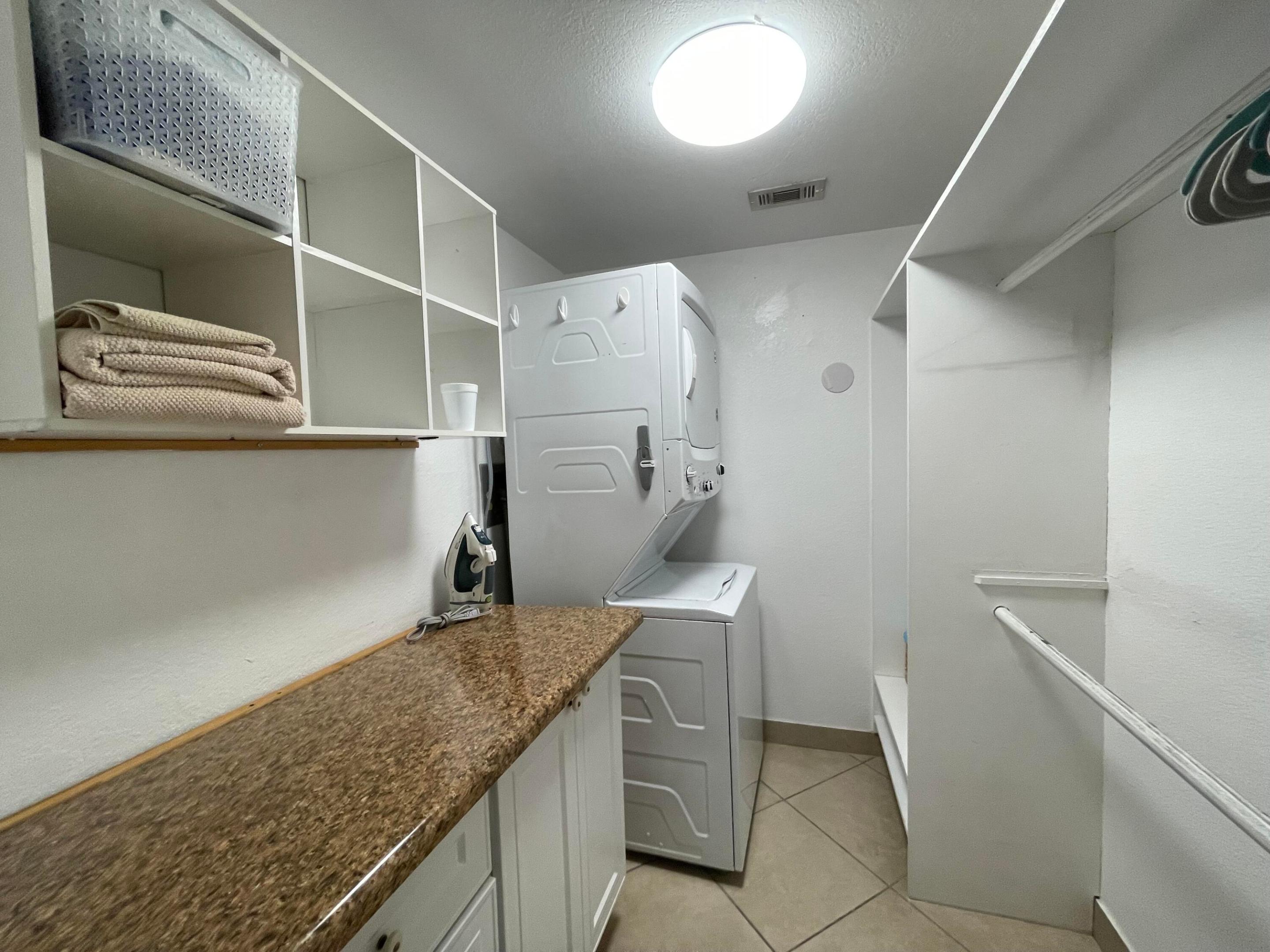 BOYNTON TOWN OF - Residential Lease