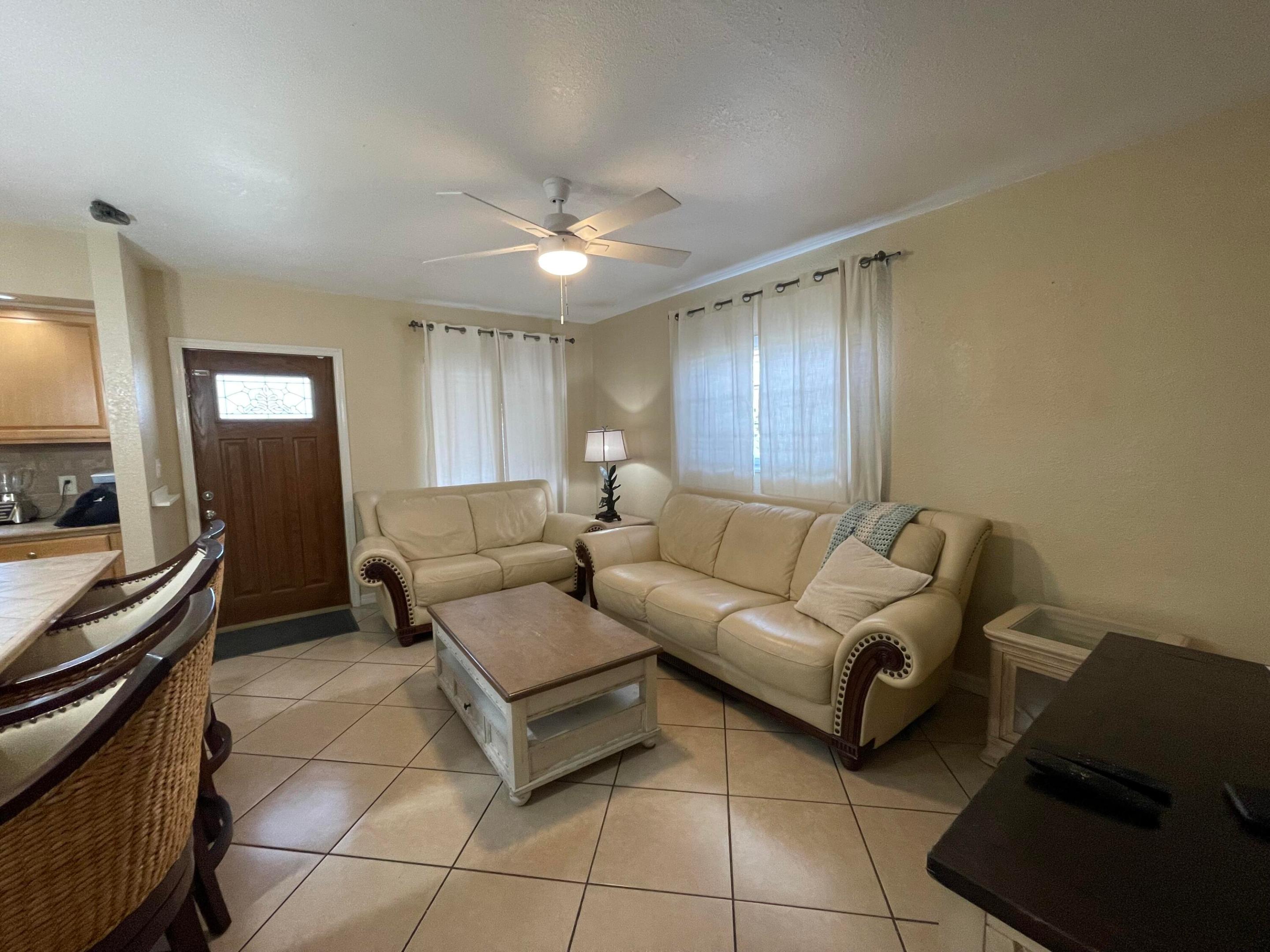 BOYNTON TOWN OF - Residential Lease