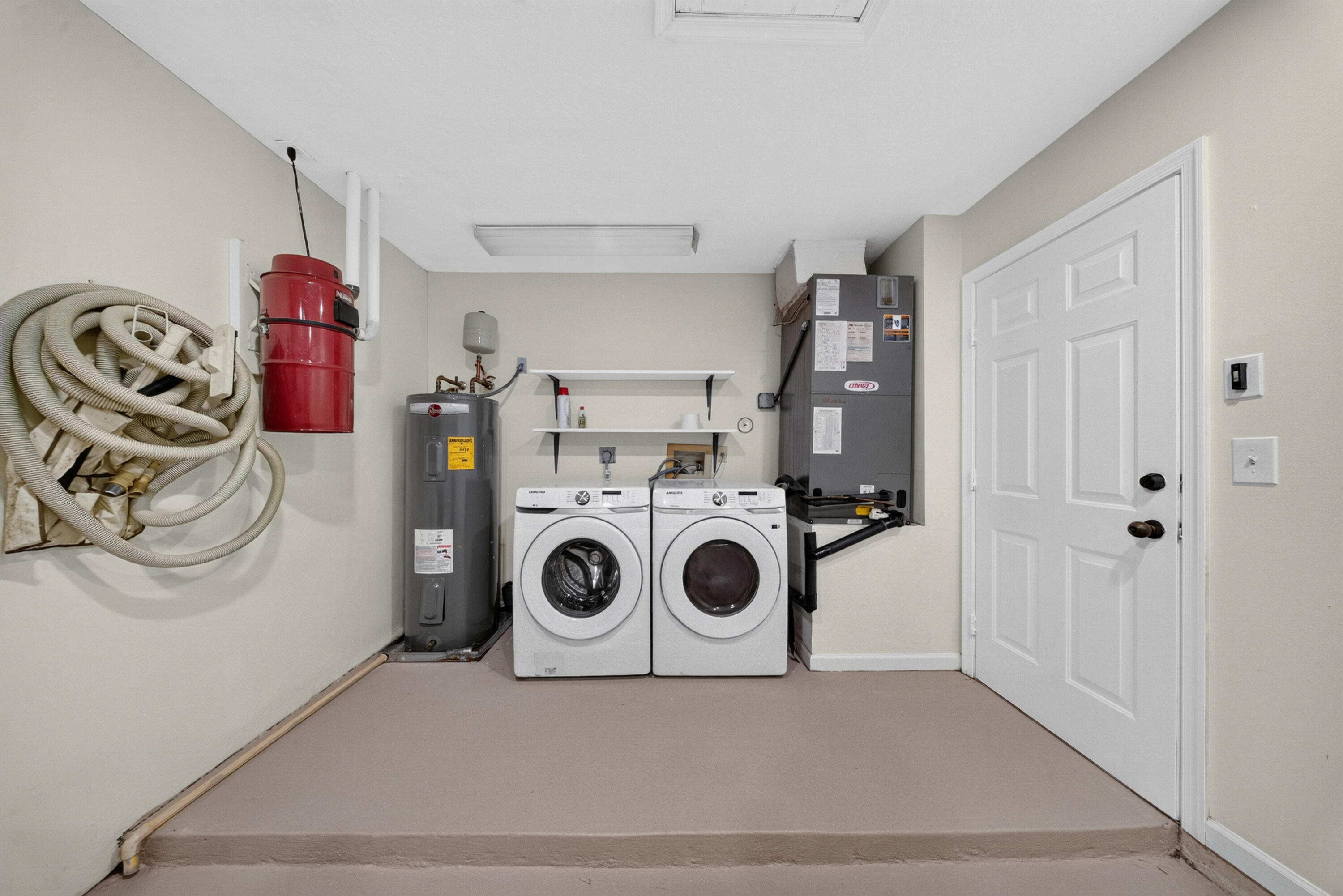 INDIAN CREEK PH 8-A - Residential Lease